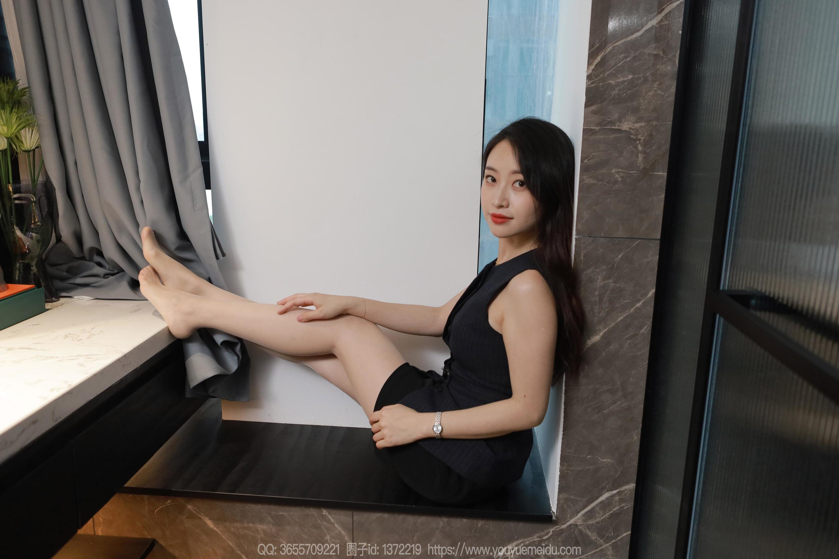 IESS异思趣向 - 模特： 小婕 《洗手间的故事》
