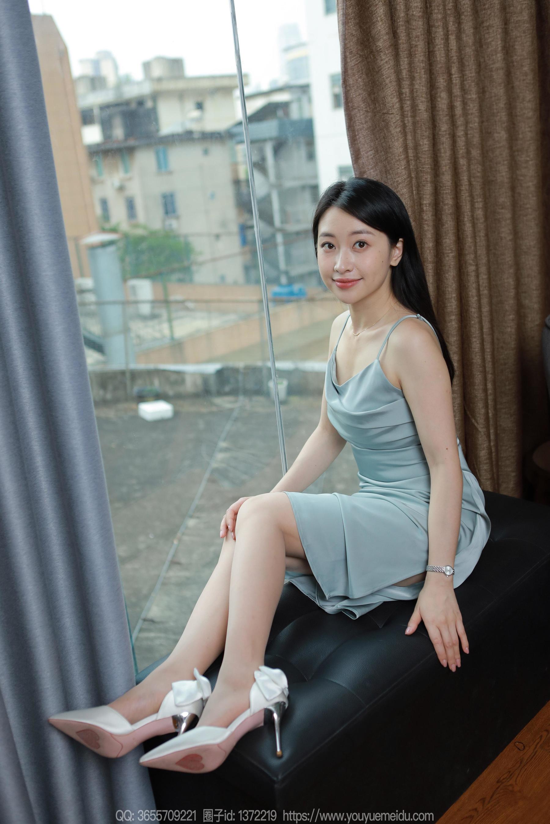 IESS异思趣向 - 模特： 小婕 《纵享丝滑》