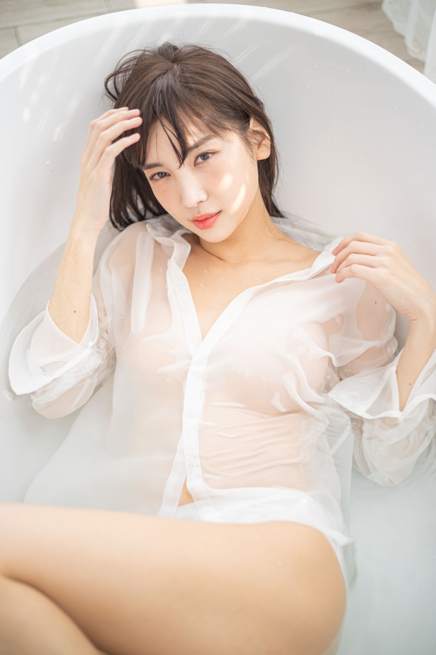Leezy - Secret Web APRIL