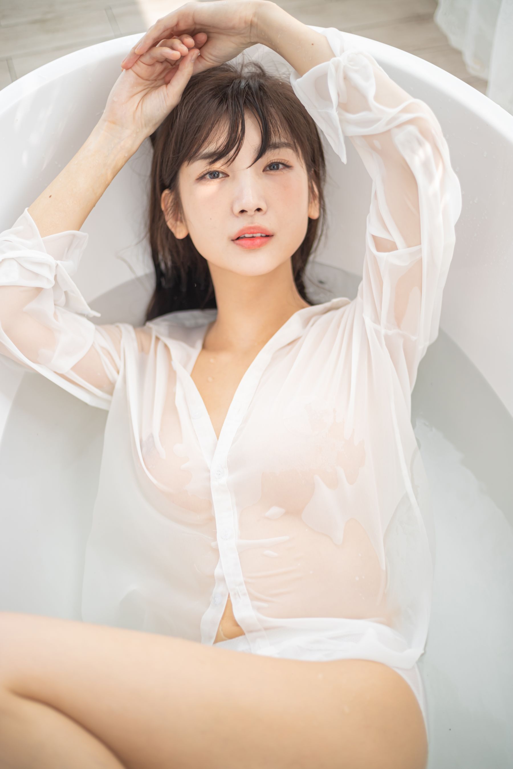 Leezy - Secret Web APRIL