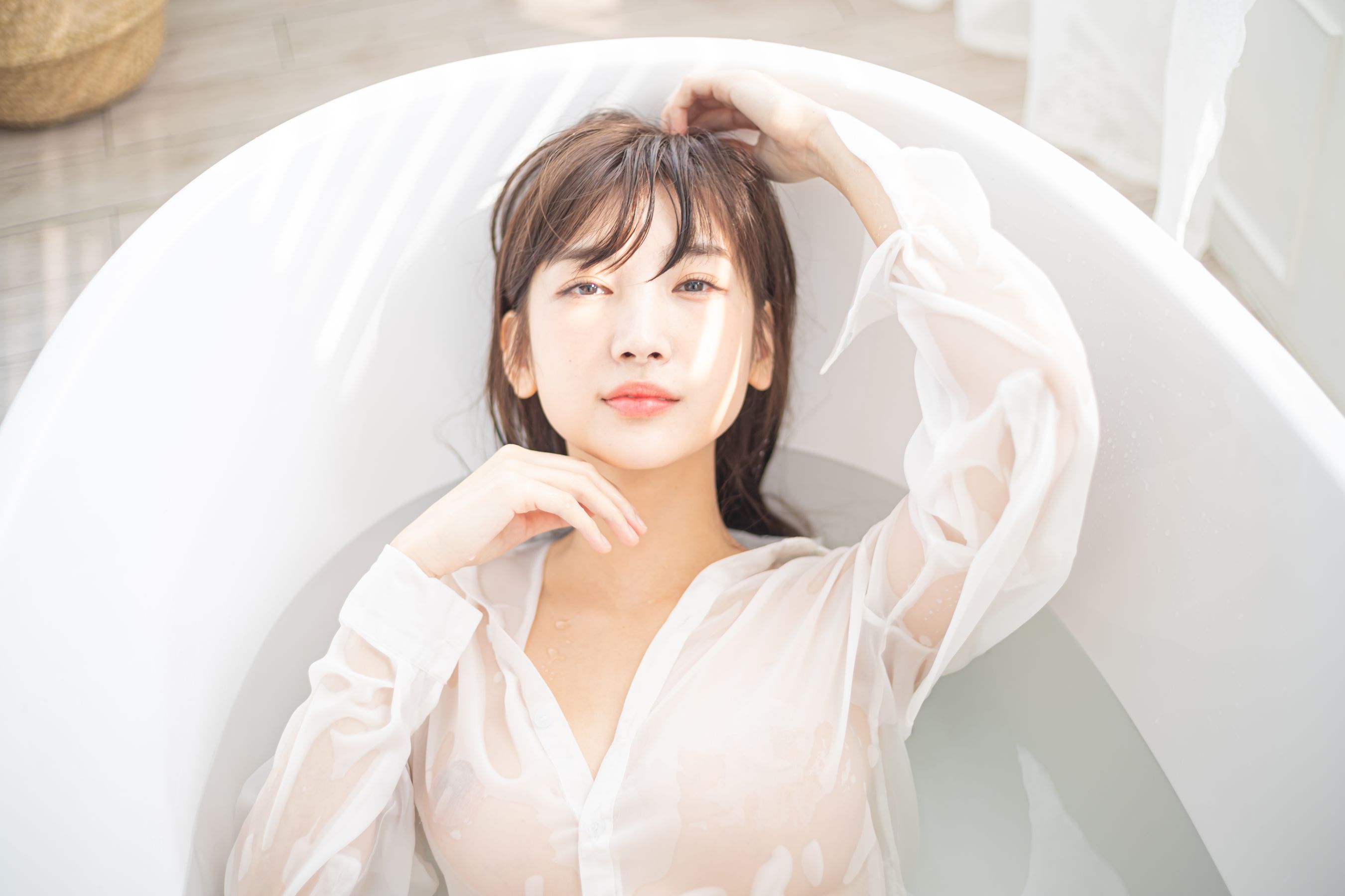 Leezy - Secret Web APRIL