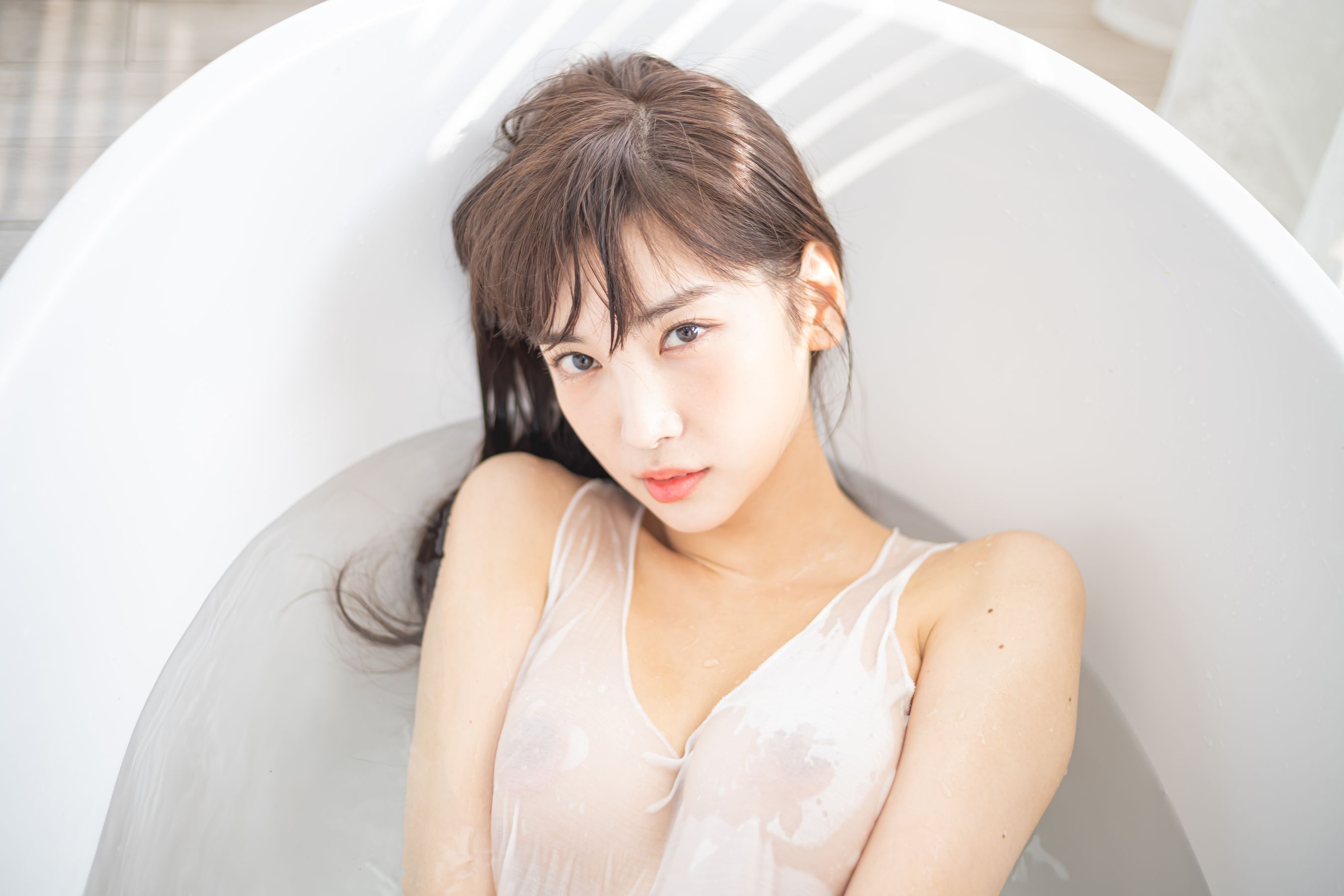 Leezy - Secret Web APRIL