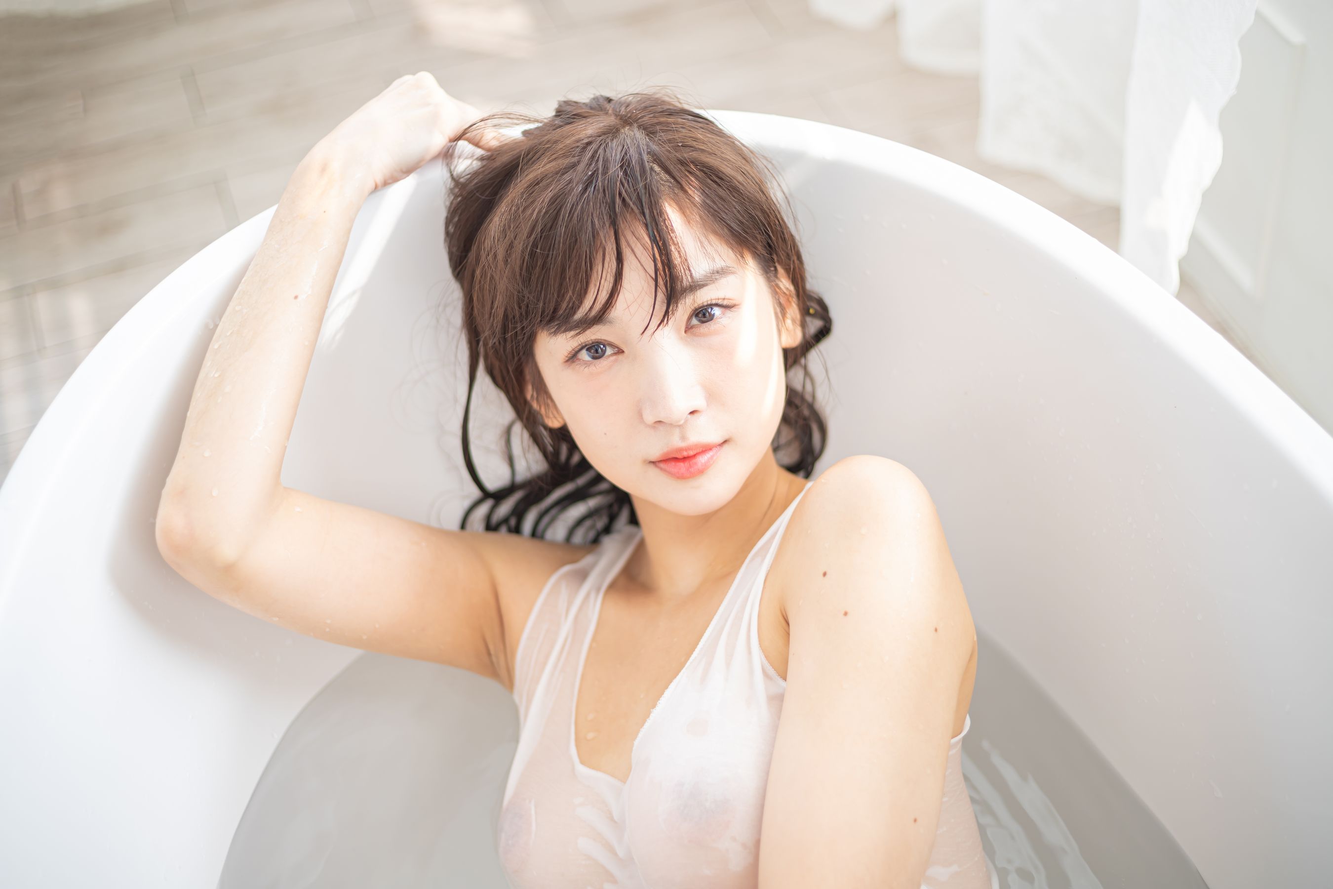 Leezy - Secret Web APRIL