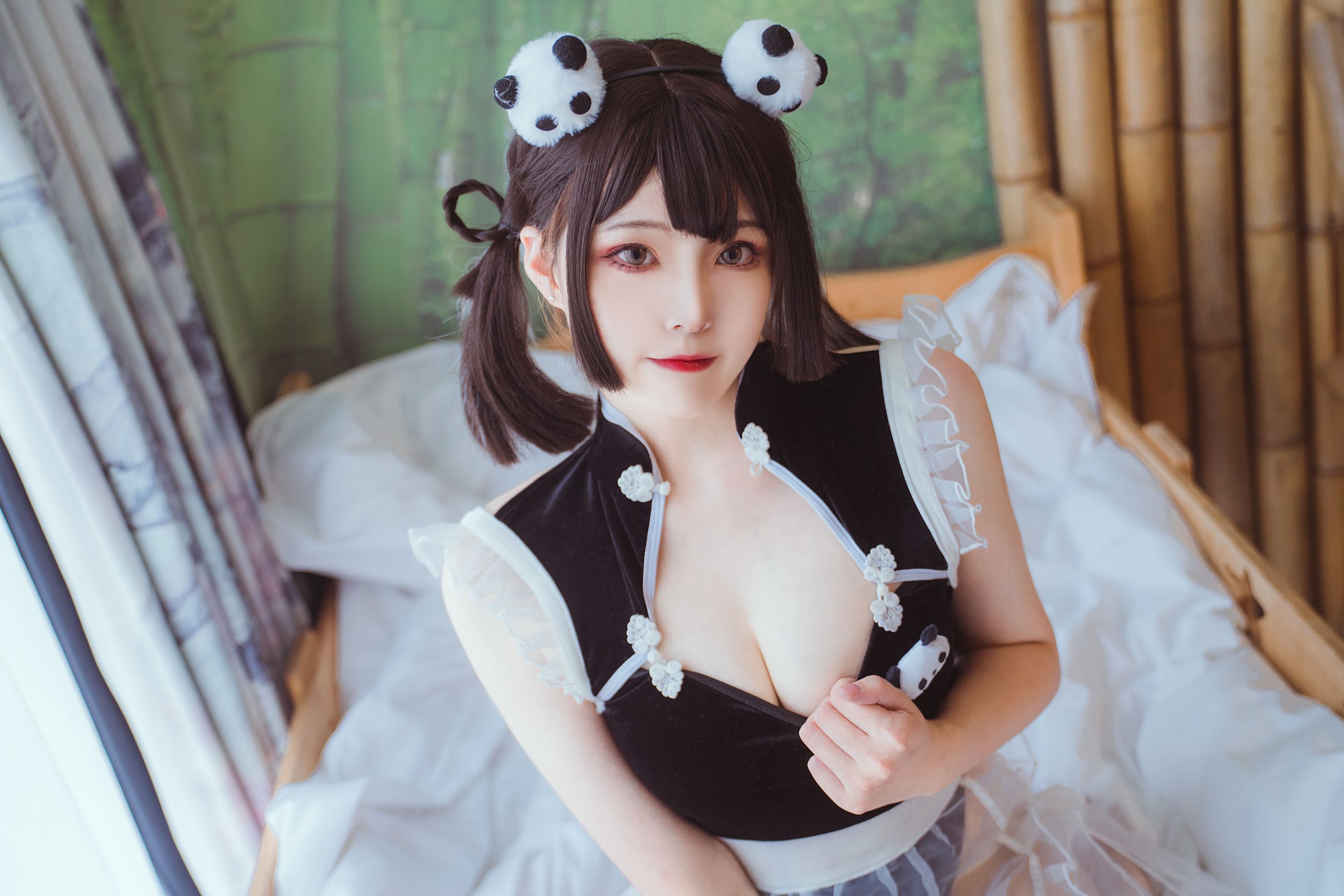Natsuko夏夏子 - 熊猫女仆
