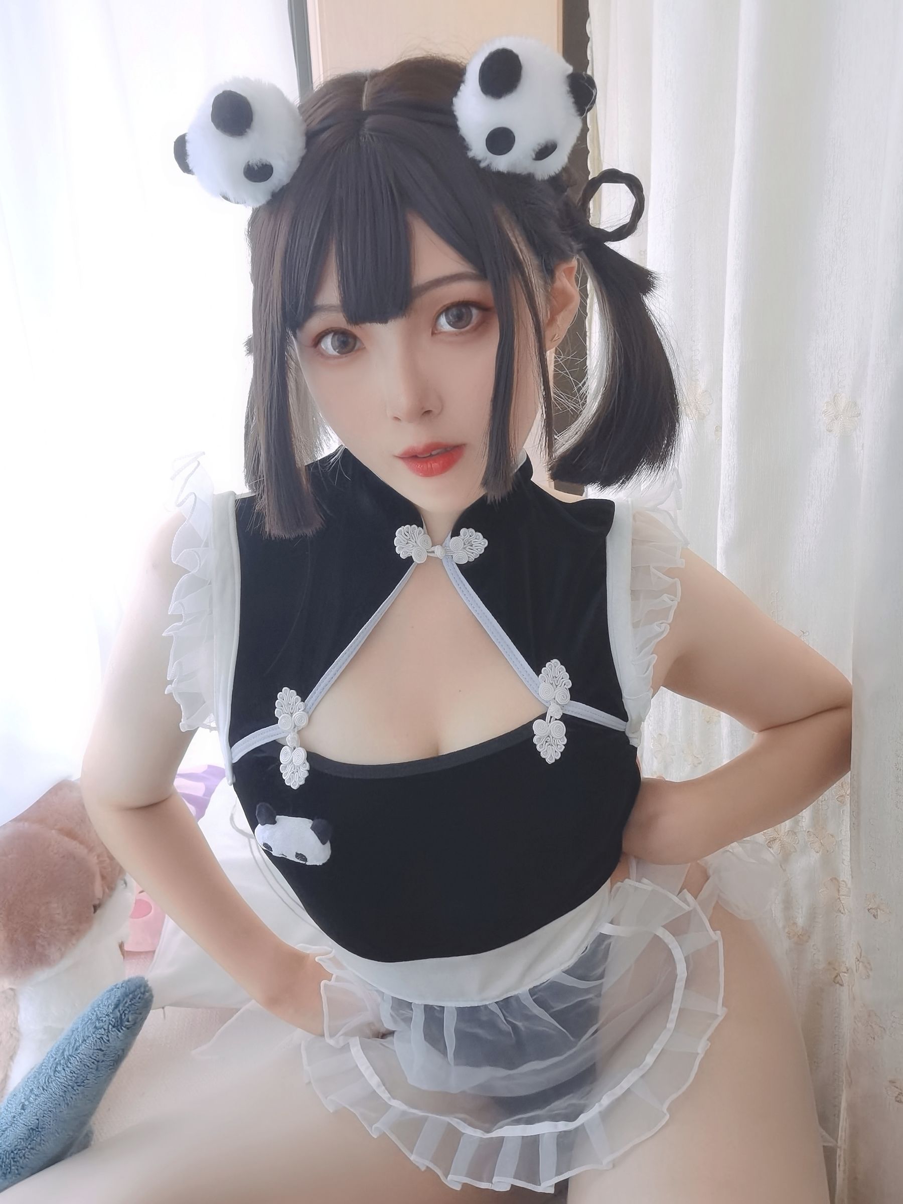 Natsuko夏夏子 - 熊猫女仆