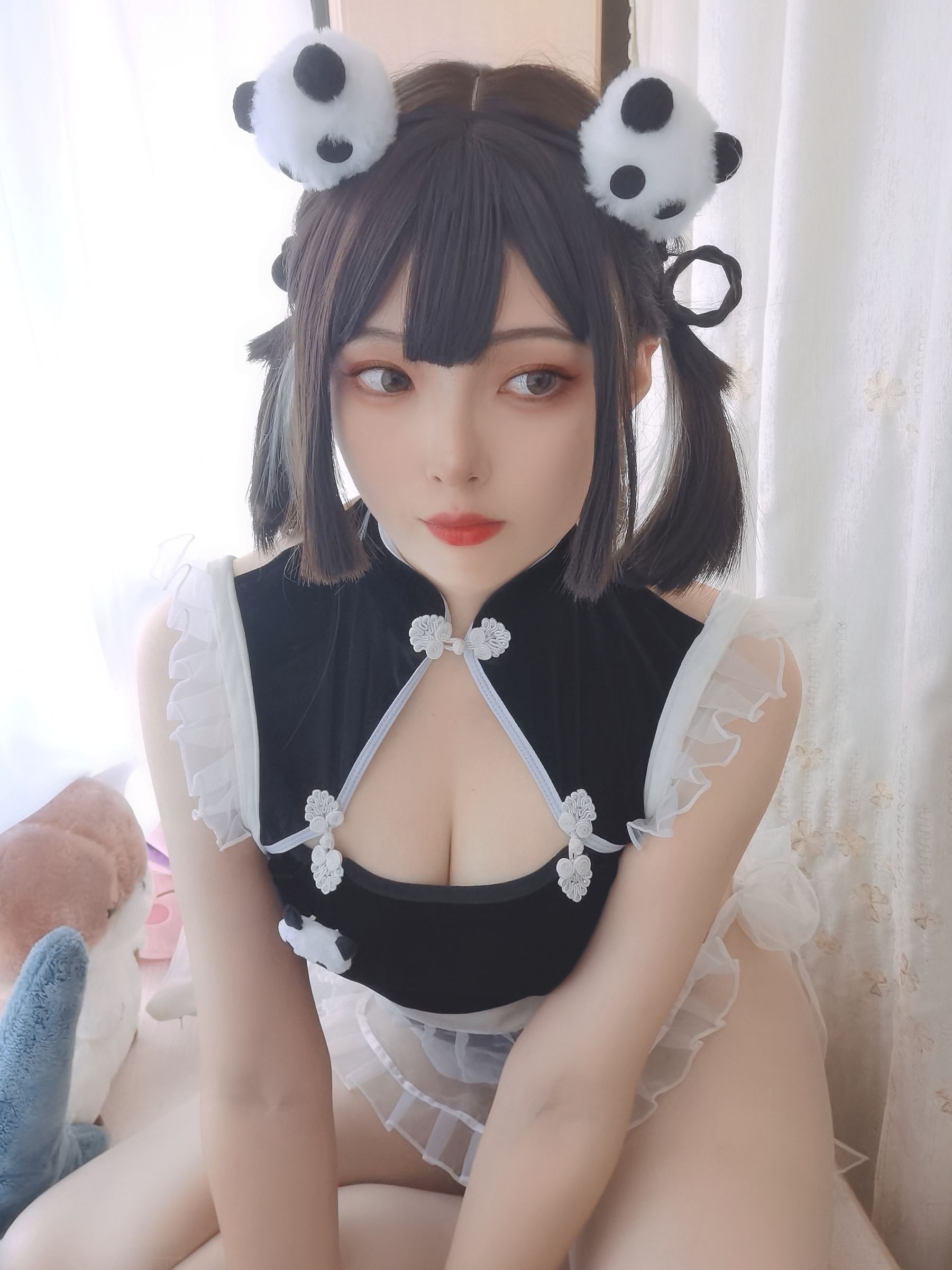 Natsuko夏夏子 - 熊猫女仆