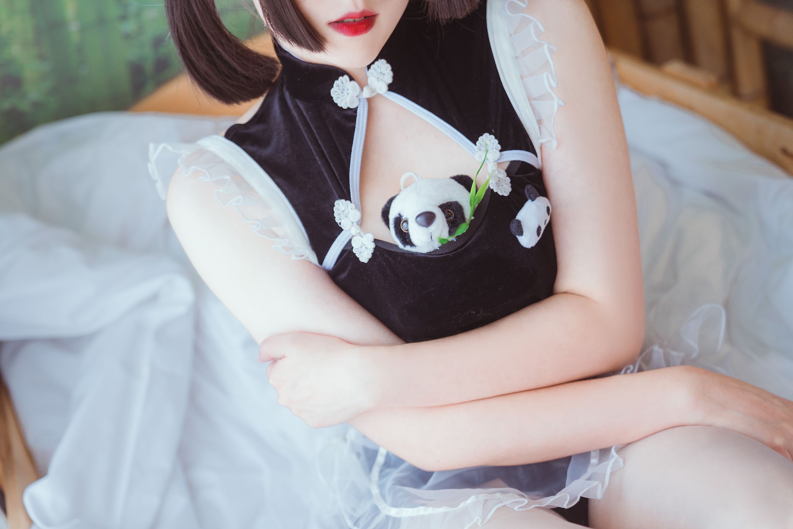 Natsuko夏夏子 - 熊猫女仆