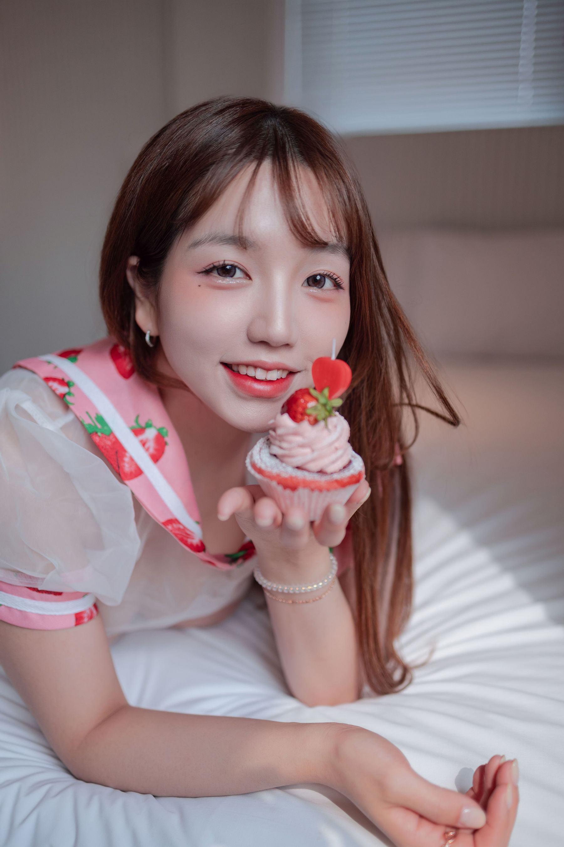 Yoonbly - Strawberry lingerie