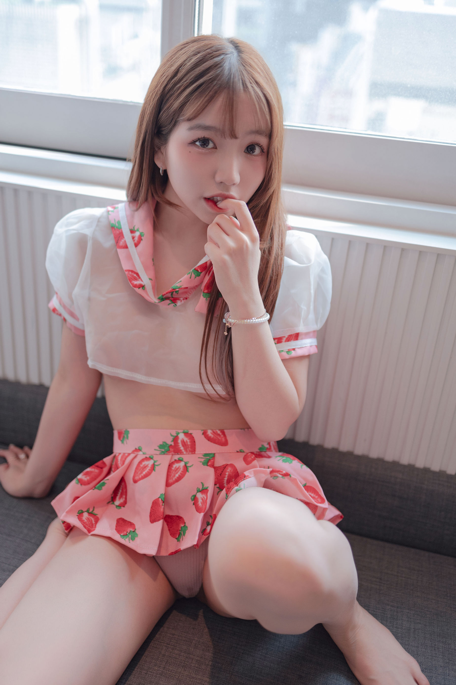 Yoonbly - Strawberry lingerie