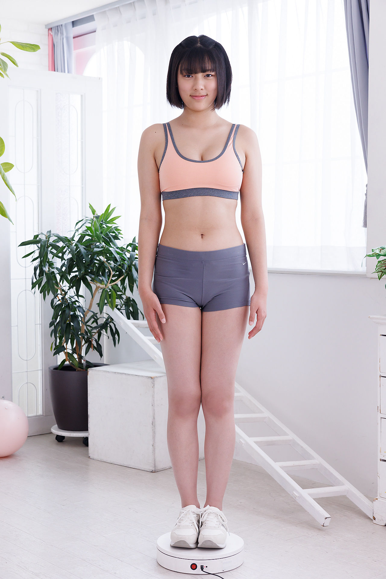 [Minisuka.tv] Eyu Hirayama 平山えゆ - Regular Gallery Stage2 Set 13.02