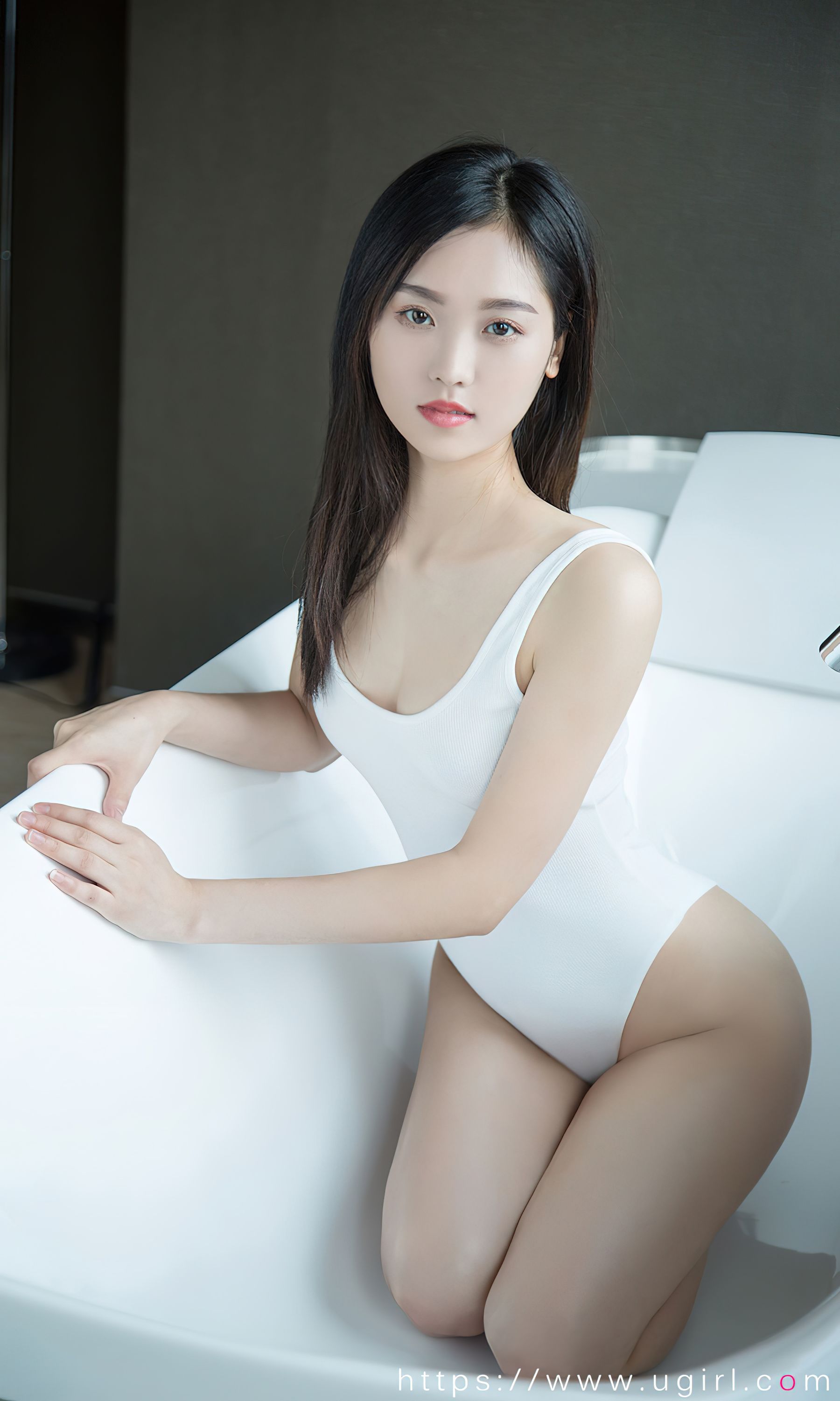 [Ugirls]爱尤物 No.2844 呼吸机的爱恋 倩倩