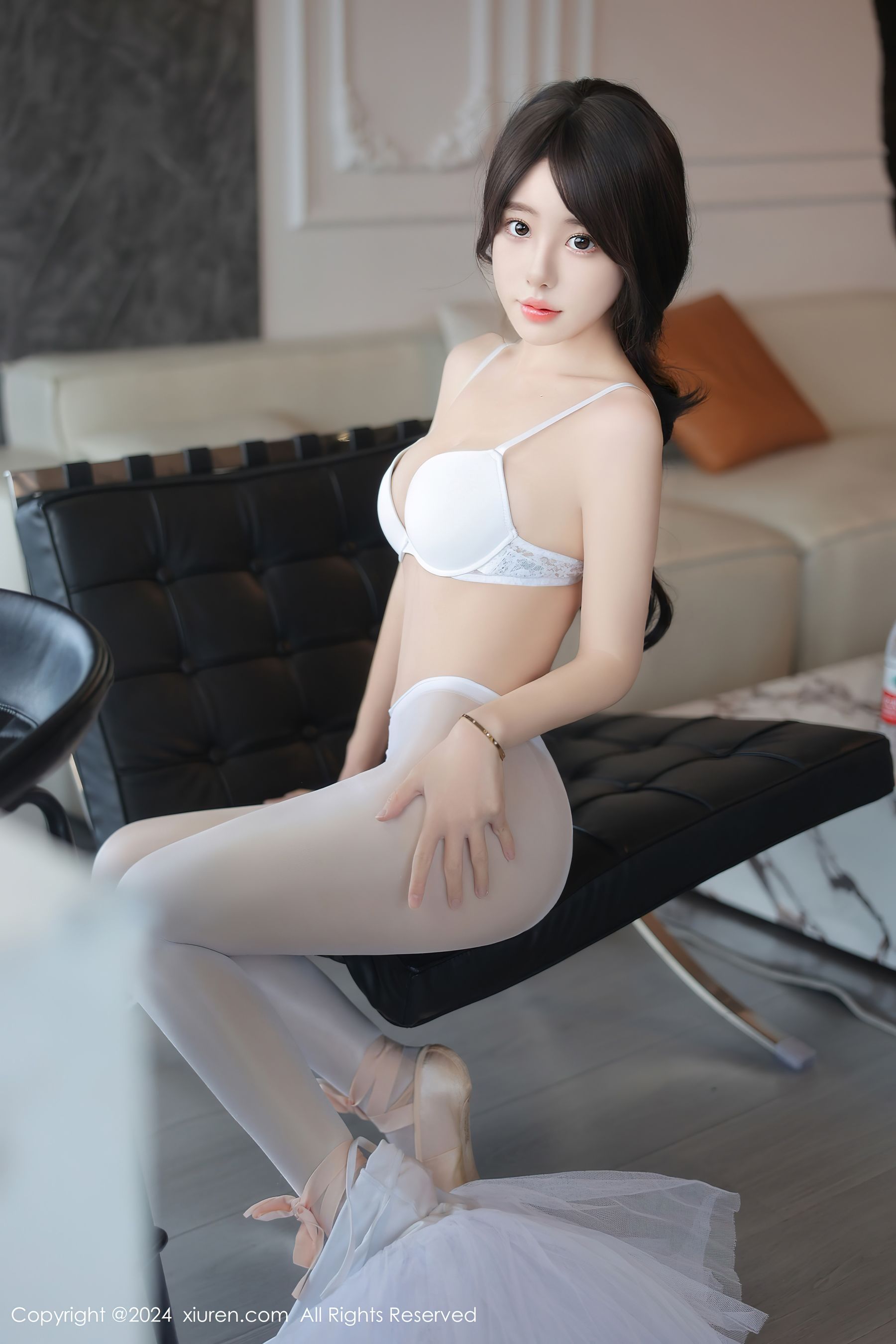 [秀人XiuRen] 2024.05.17 No.8564 桃妖夭