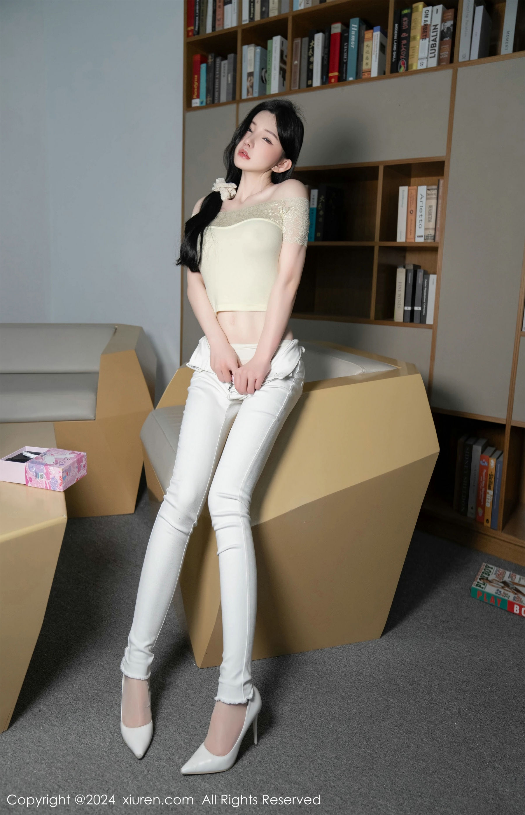 [秀人XiuRen] 2024.05.31 No.8633 周于希Sally