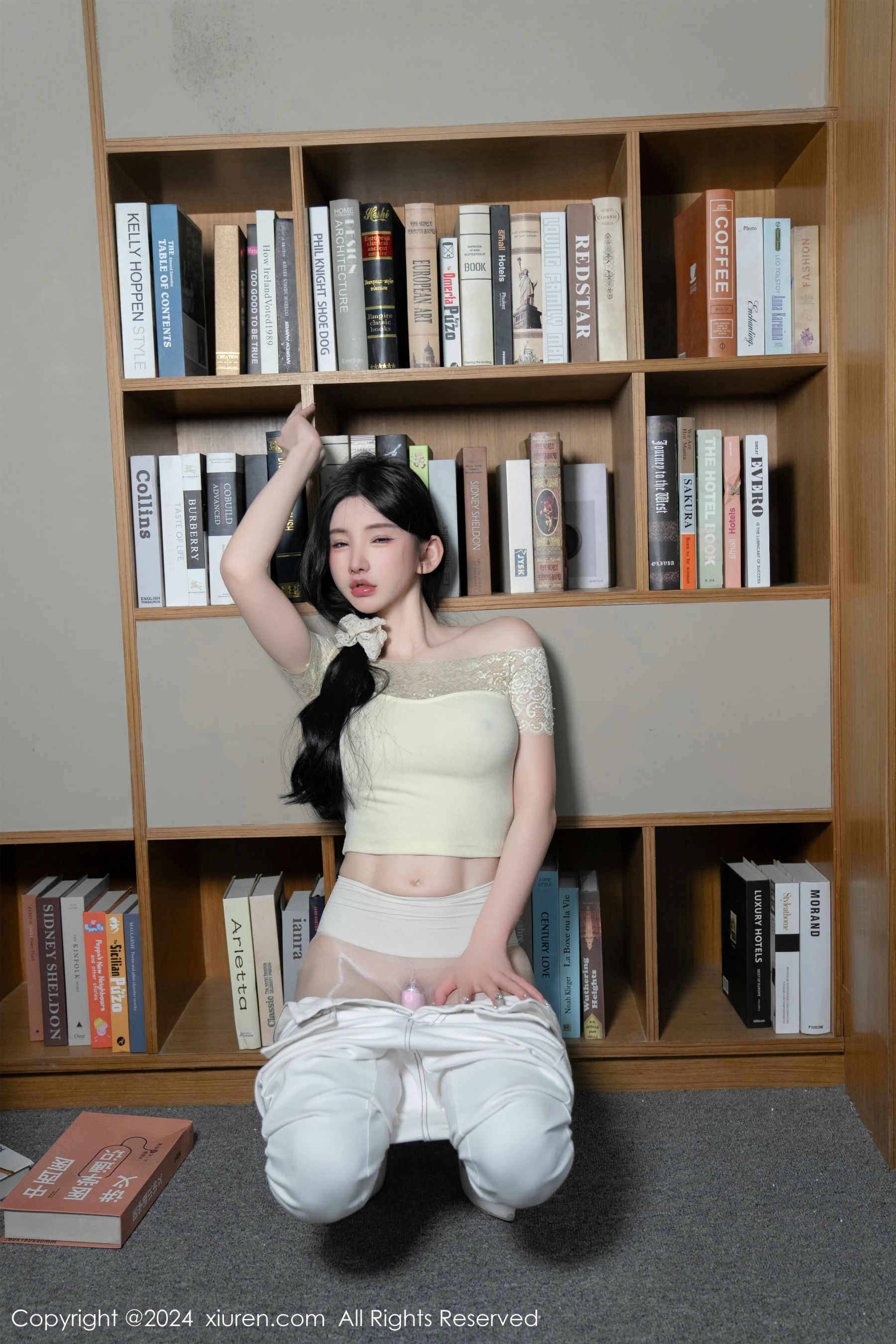 [秀人XiuRen] 2024.05.31 No.8633 周于希Sally