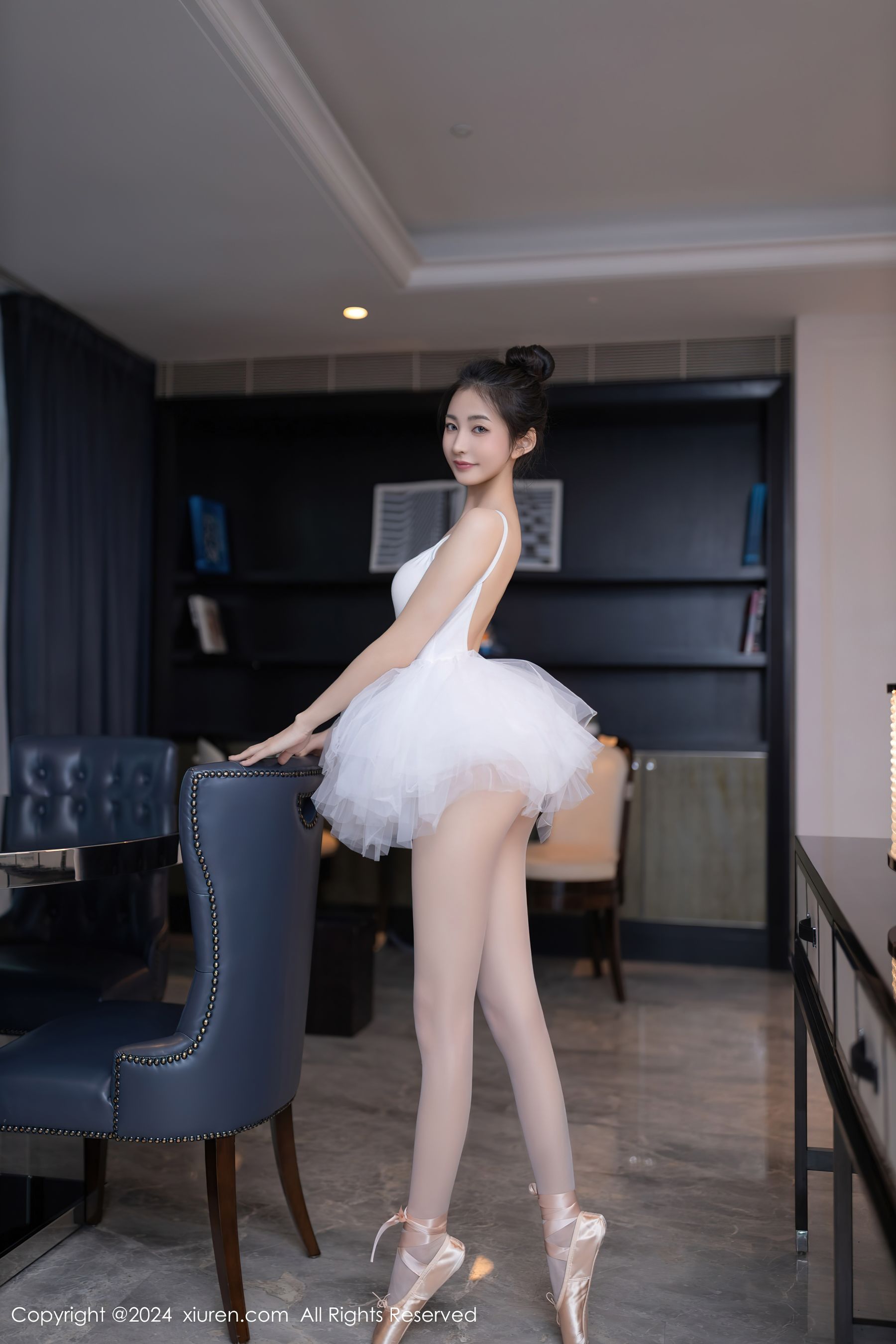 [秀人XiuRen] 2024.06.05 No.8657 鱼尾fish