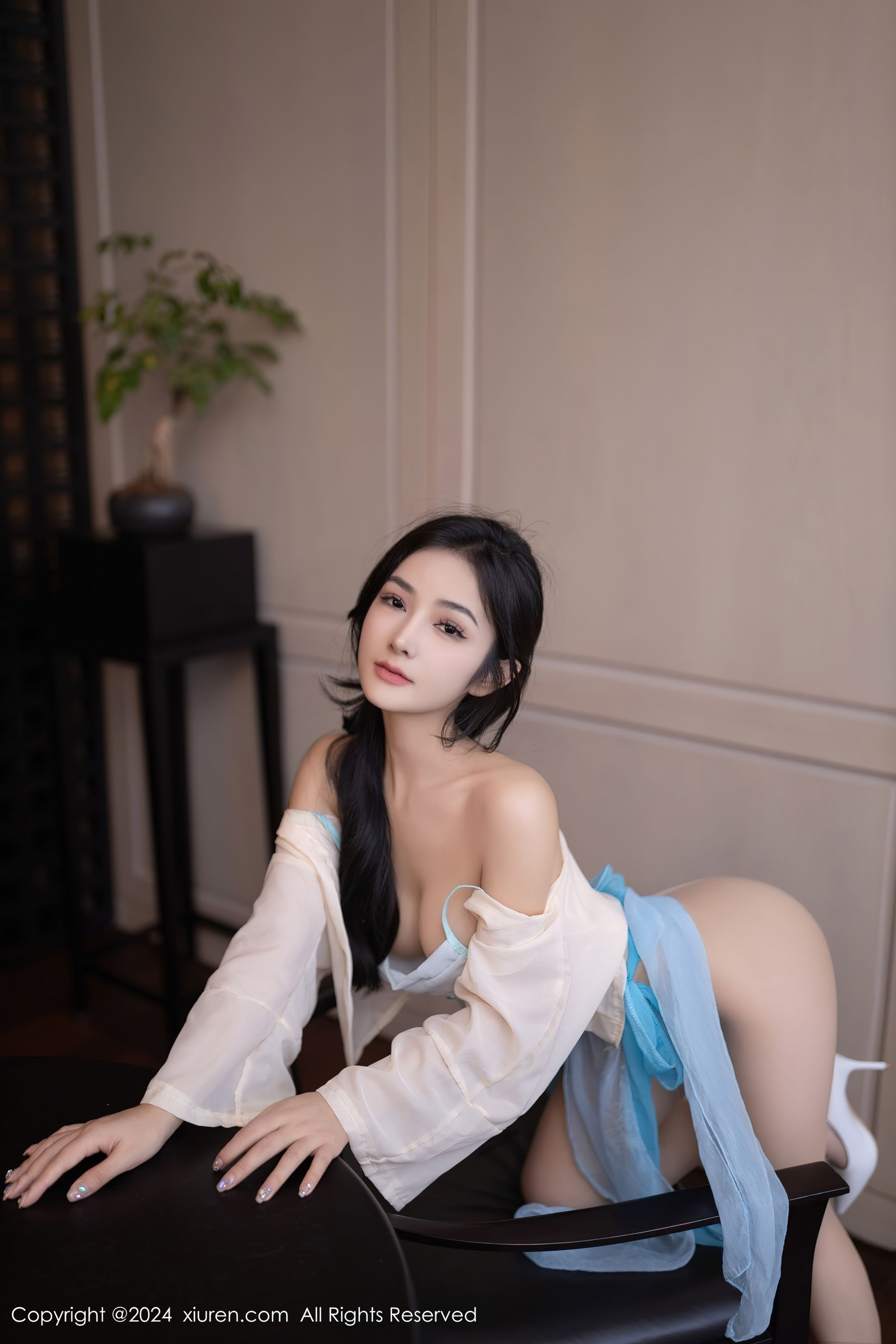 [秀人XiuRen] 2024.06.12 No.8691 谭小灵