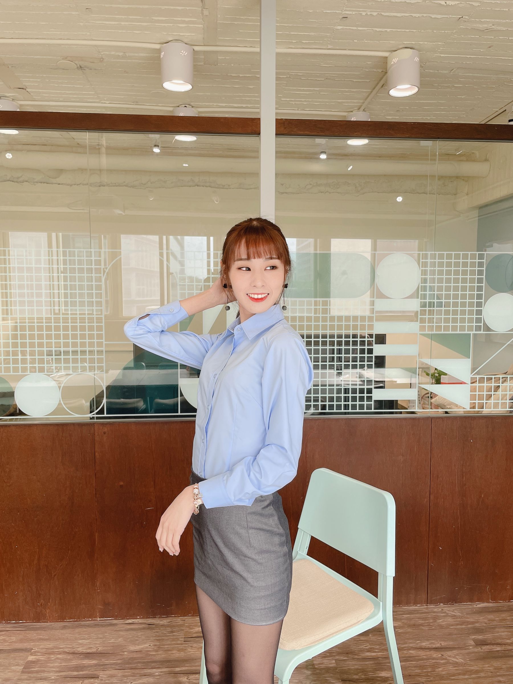 泥泥汝 - OL女郎B