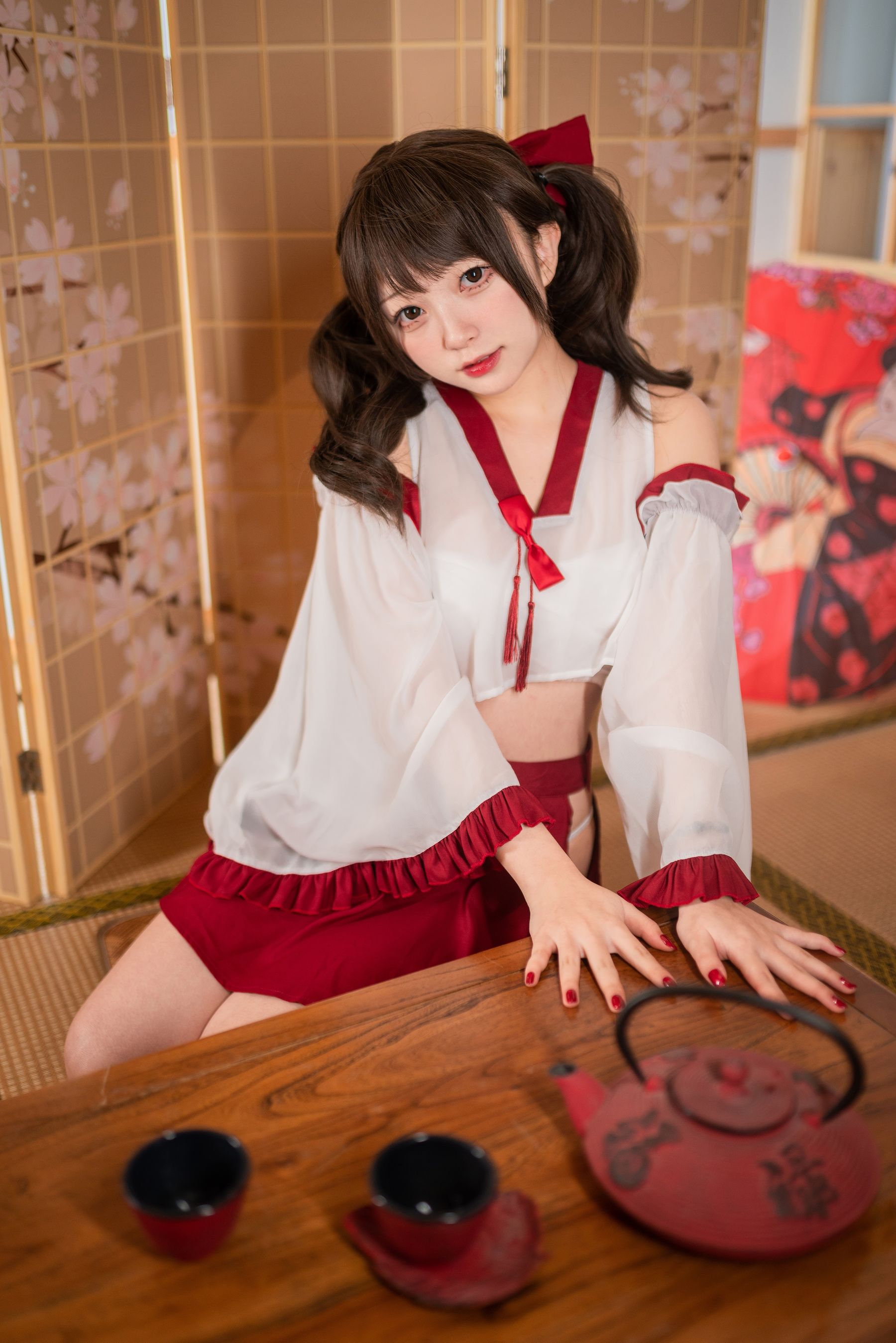 花铃 - 小巫女