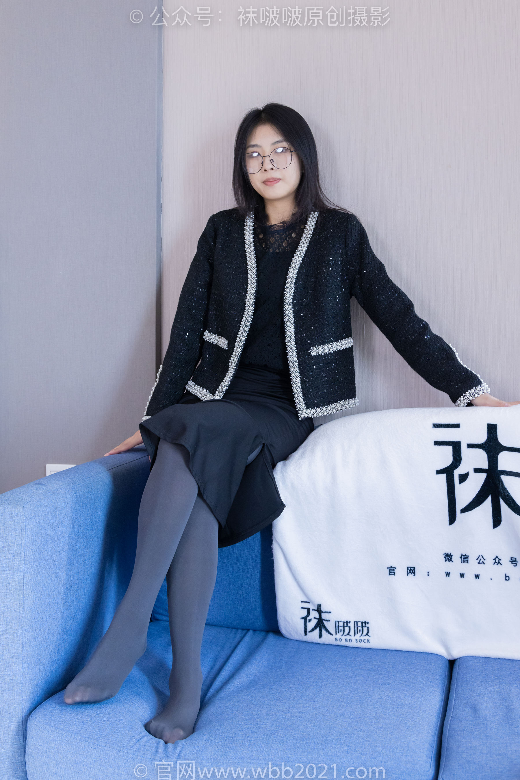 BoBoSocks袜啵啵 No.378 奶油 -短靴、运动鞋、厚黑丝、厚灰丝