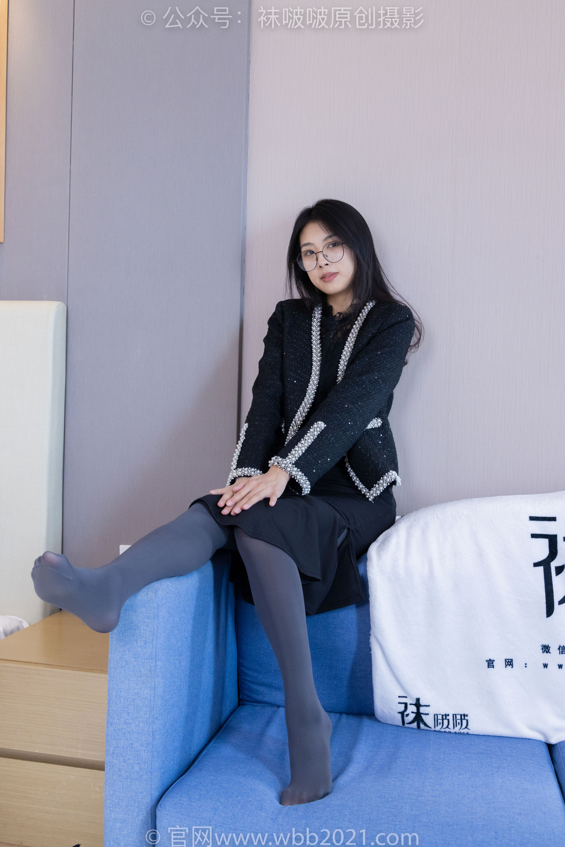 BoBoSocks袜啵啵 No.378 奶油 -短靴、运动鞋、厚黑丝、厚灰丝