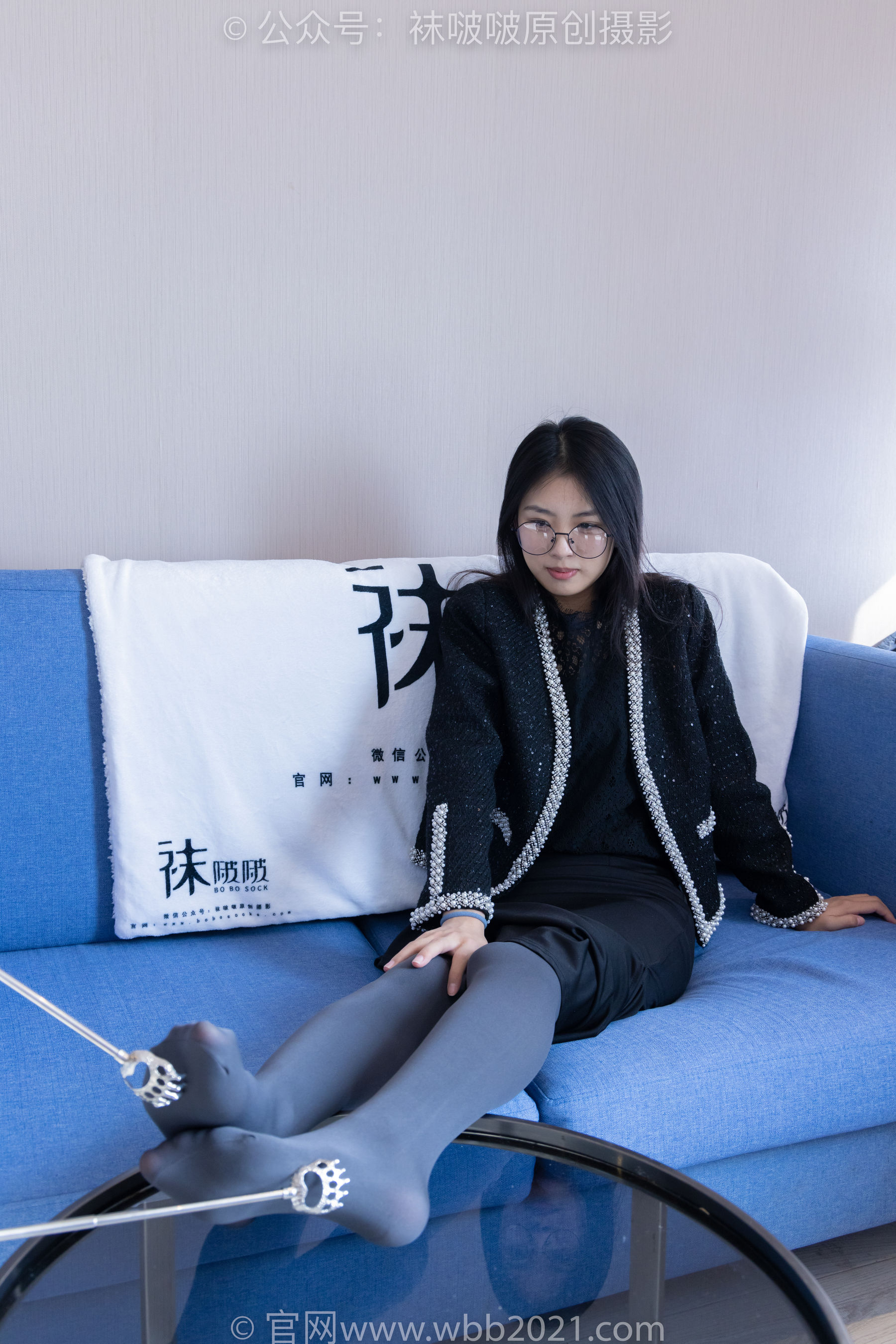 BoBoSocks袜啵啵 No.378 奶油 -短靴、运动鞋、厚黑丝、厚灰丝