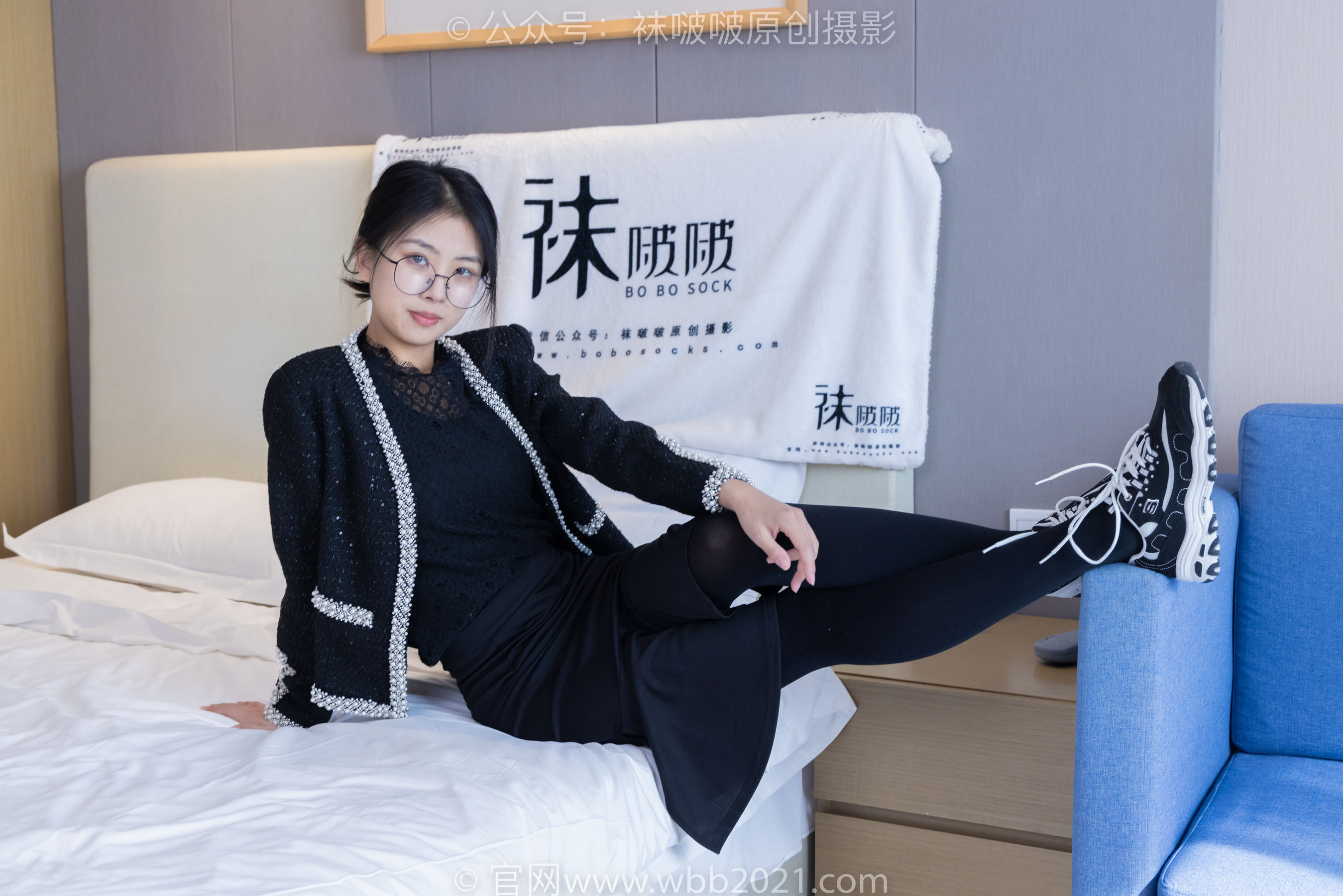 BoBoSocks袜啵啵 No.378 奶油 -短靴、运动鞋、厚黑丝、厚灰丝