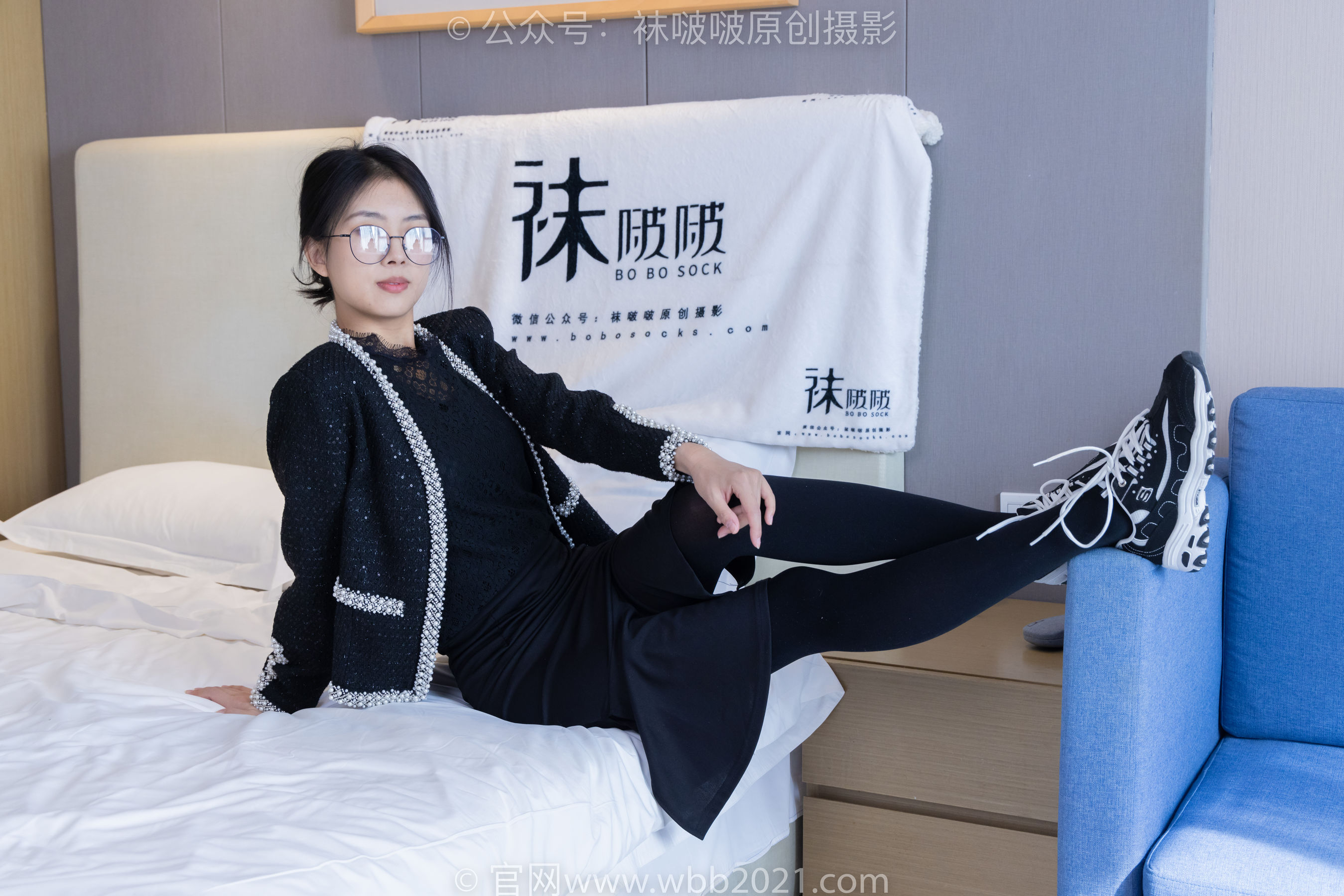 BoBoSocks袜啵啵 No.378 奶油 -短靴、运动鞋、厚黑丝、厚灰丝
