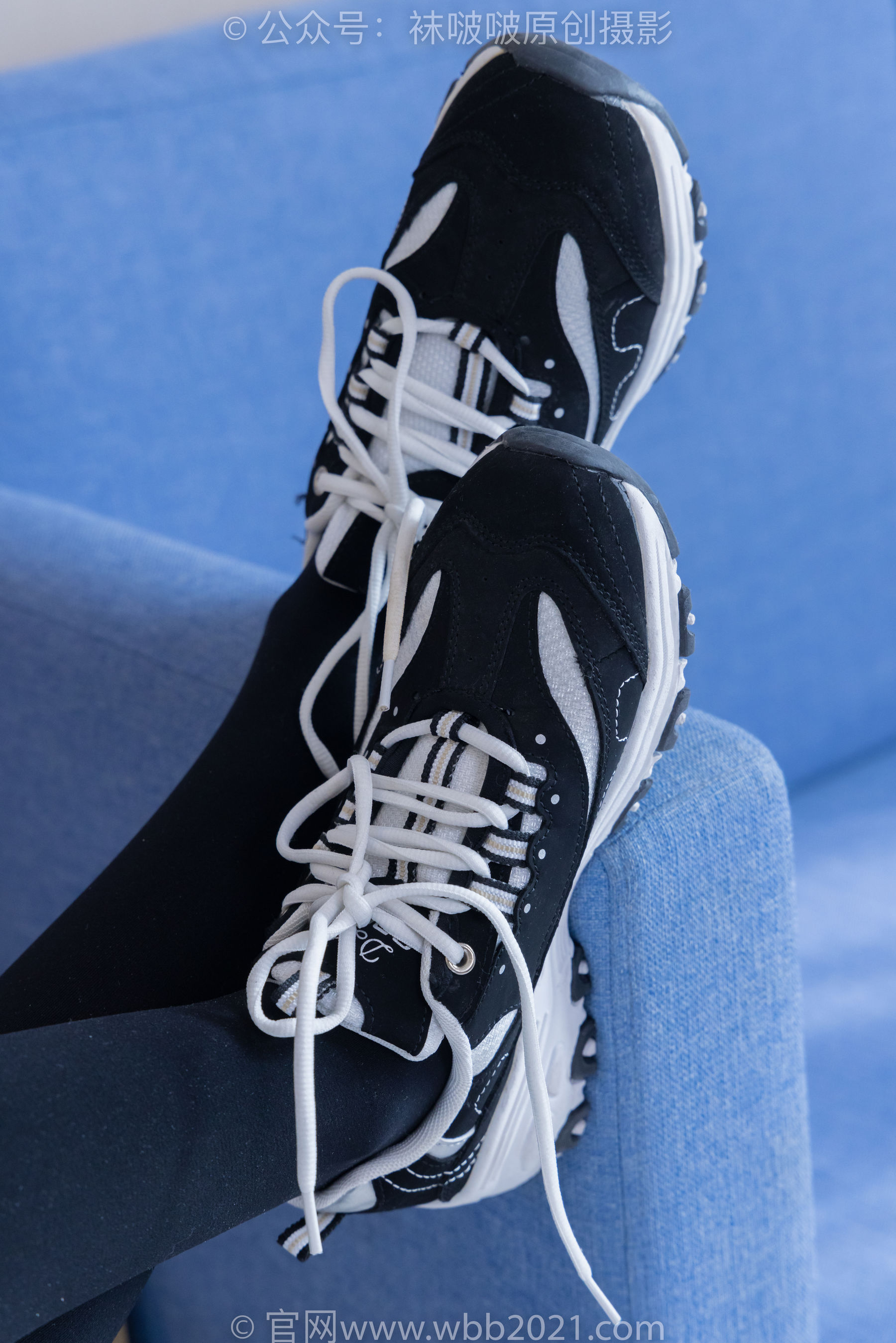 BoBoSocks袜啵啵 No.378 奶油 -短靴、运动鞋、厚黑丝、厚灰丝