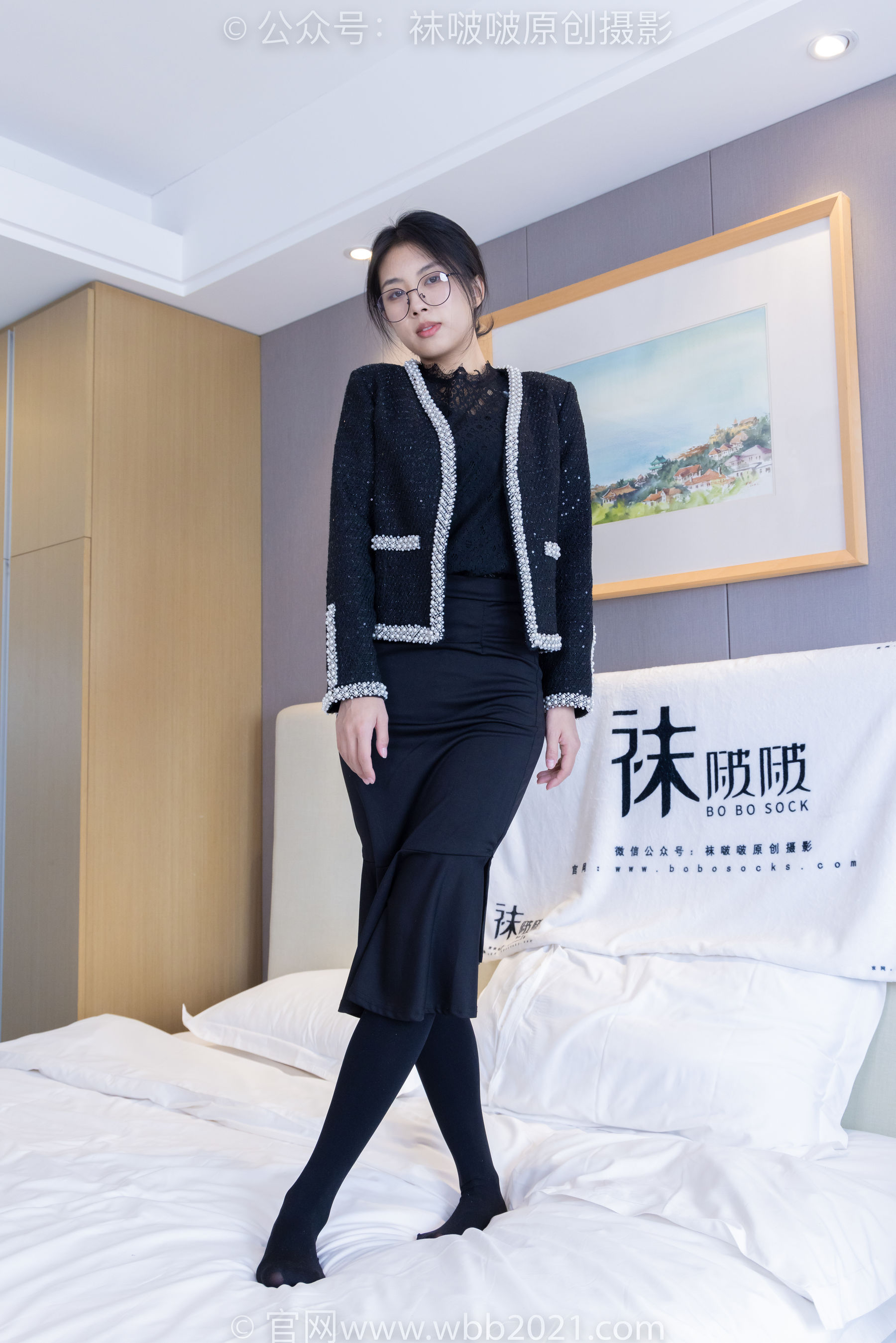 BoBoSocks袜啵啵 No.378 奶油 -短靴、运动鞋、厚黑丝、厚灰丝