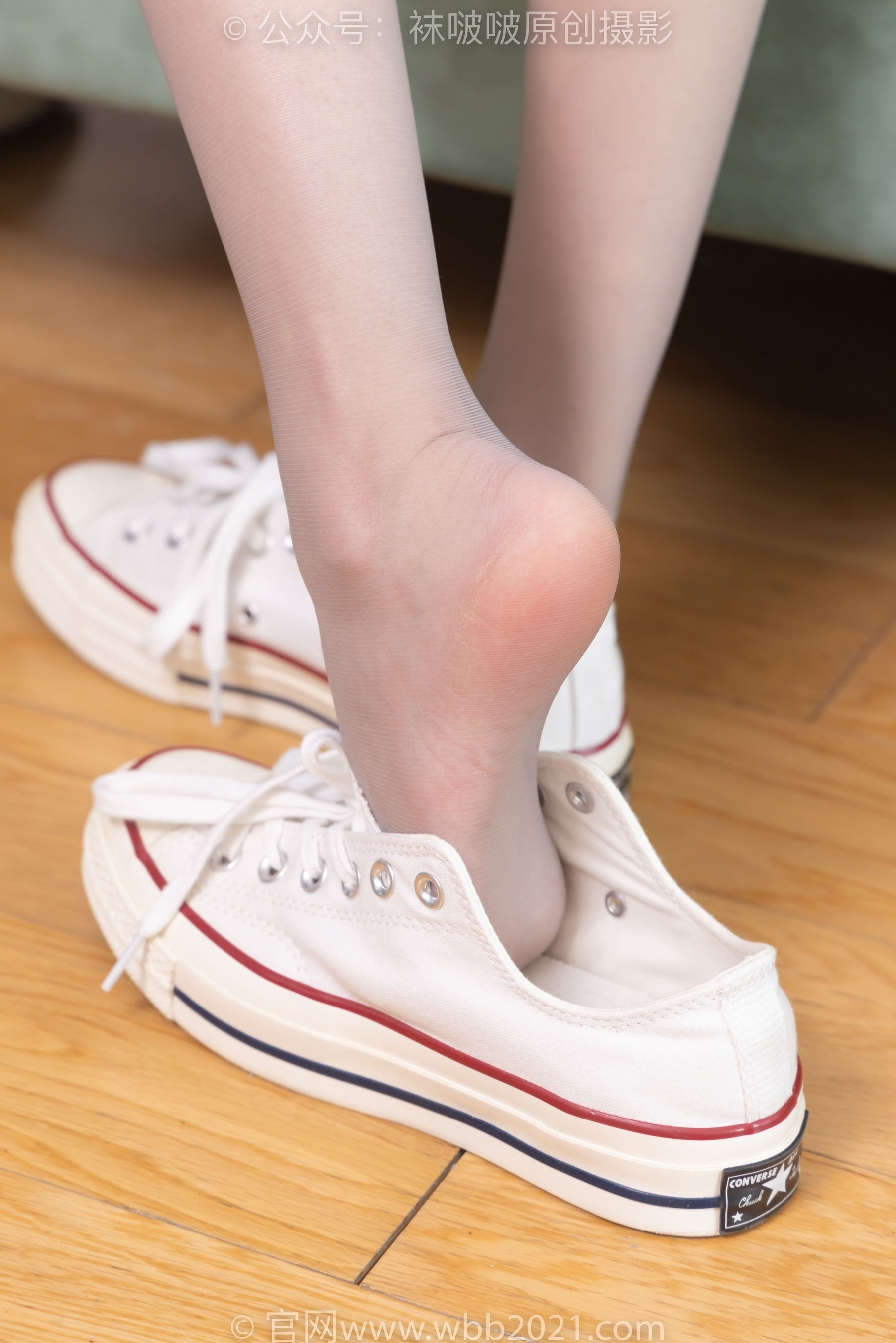 BoBoSocks袜啵啵 No.379 稚予 -板鞋、灰丝
