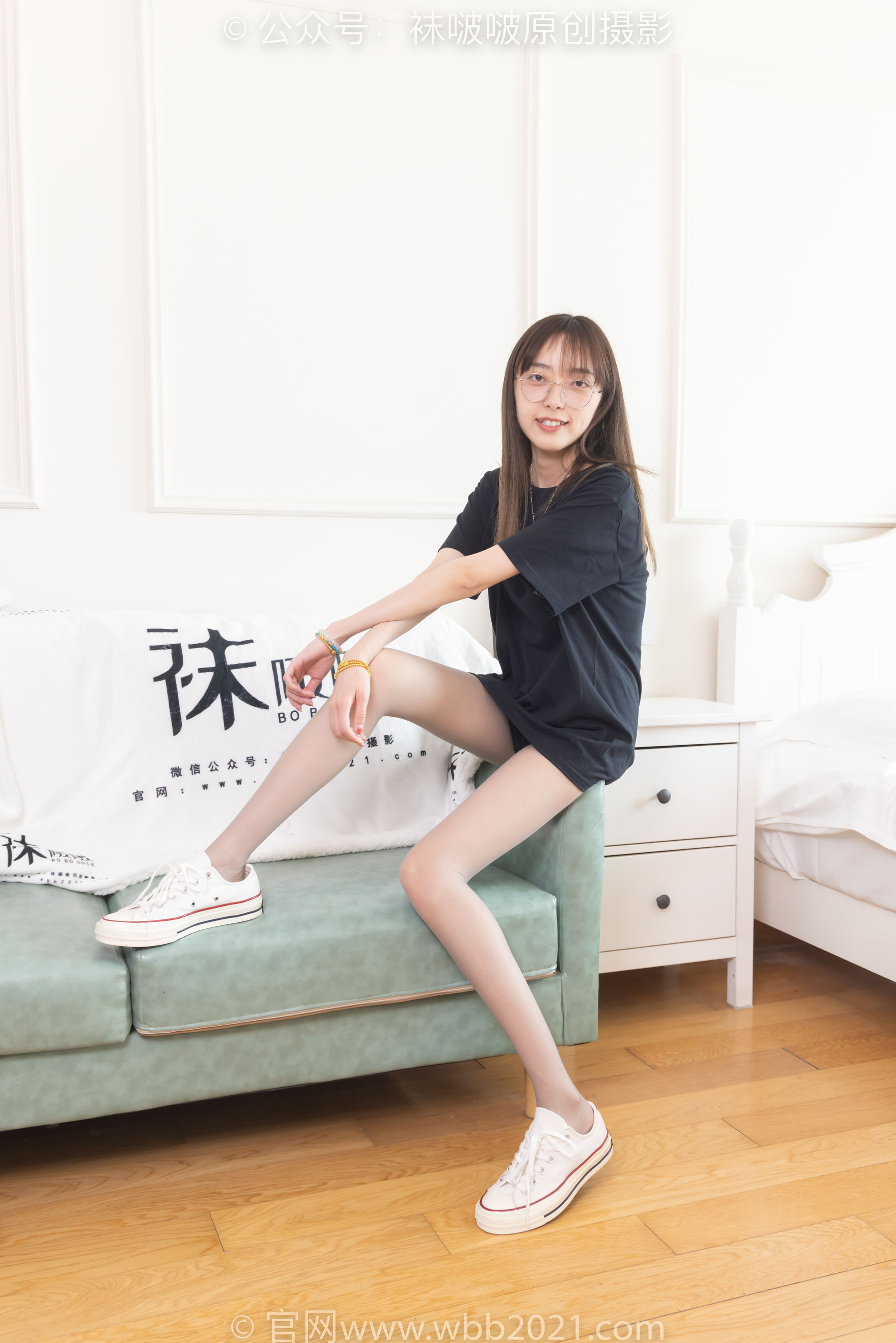 BoBoSocks袜啵啵 No.379 稚予 -板鞋、灰丝