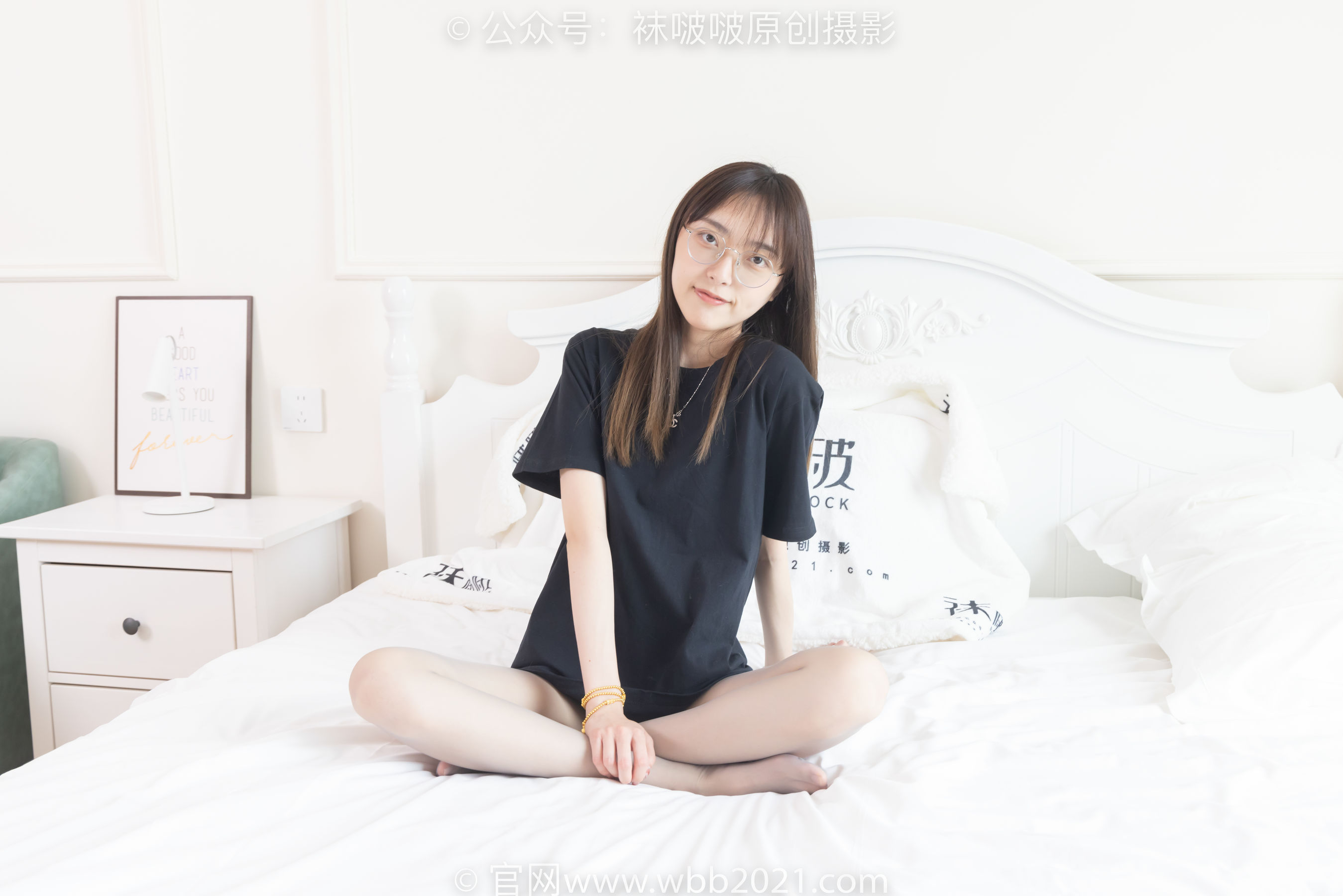 BoBoSocks袜啵啵 No.379 稚予 -板鞋、灰丝