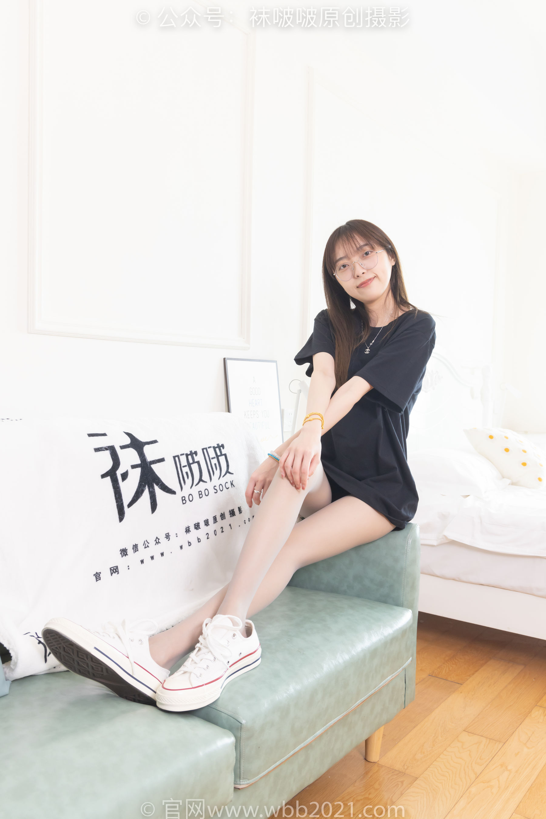 BoBoSocks袜啵啵 No.379 稚予 -板鞋、灰丝