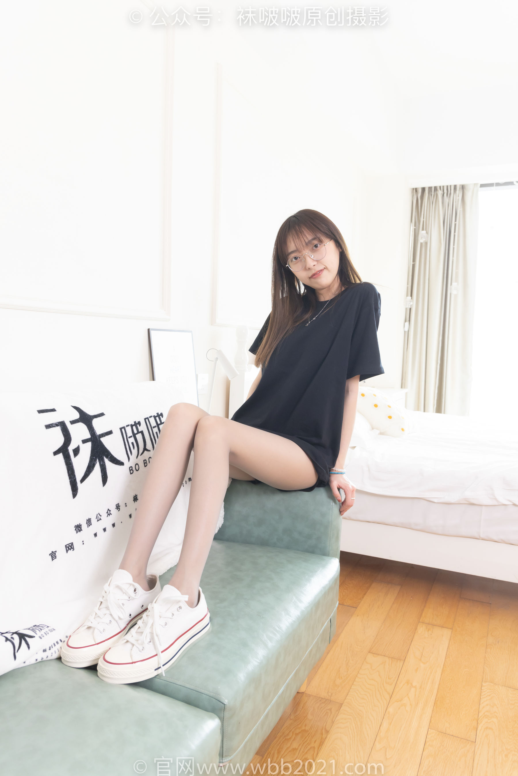 BoBoSocks袜啵啵 No.379 稚予 -板鞋、灰丝