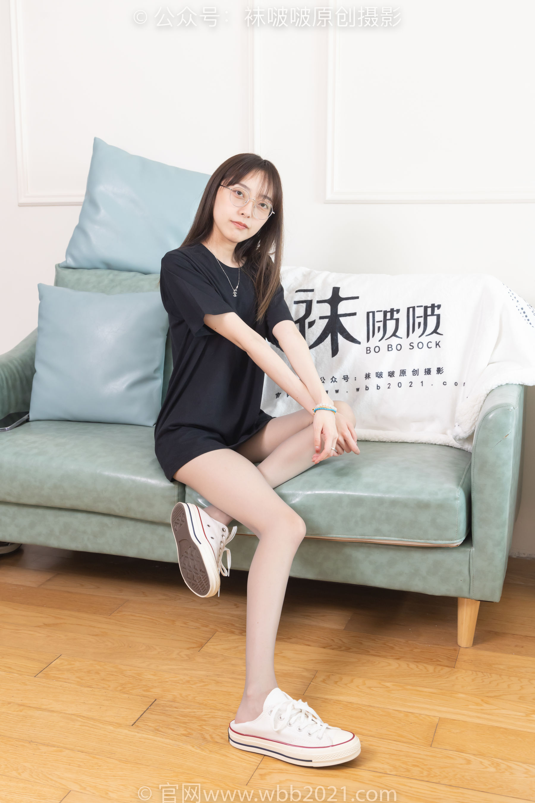 BoBoSocks袜啵啵 No.379 稚予 -板鞋、灰丝