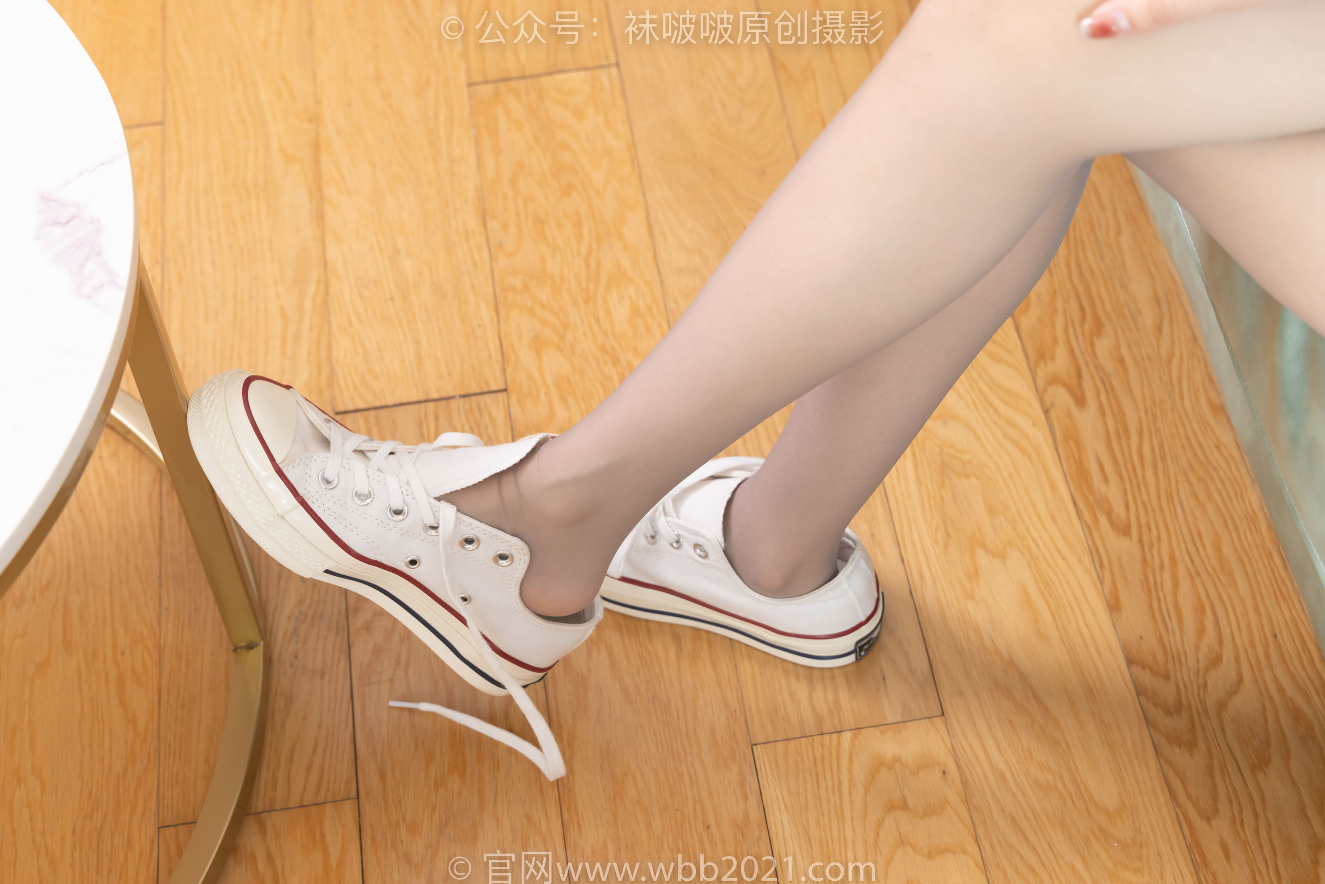 BoBoSocks袜啵啵 No.379 稚予 -板鞋、灰丝