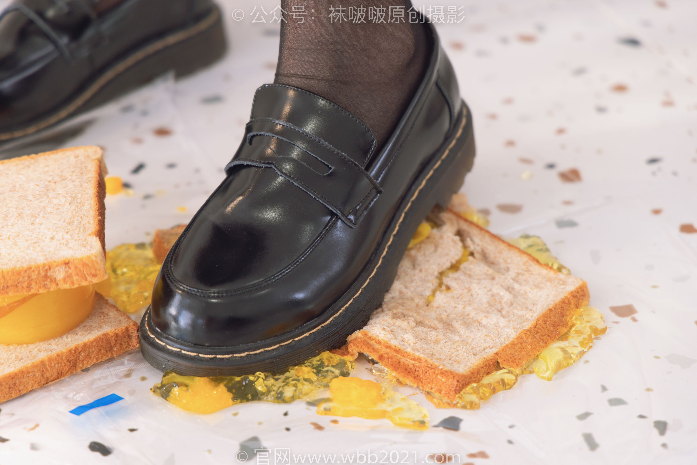 BoBoSocks袜啵啵 No.381 小甜豆 -皮鞋、黑丝大腿袜、裸足