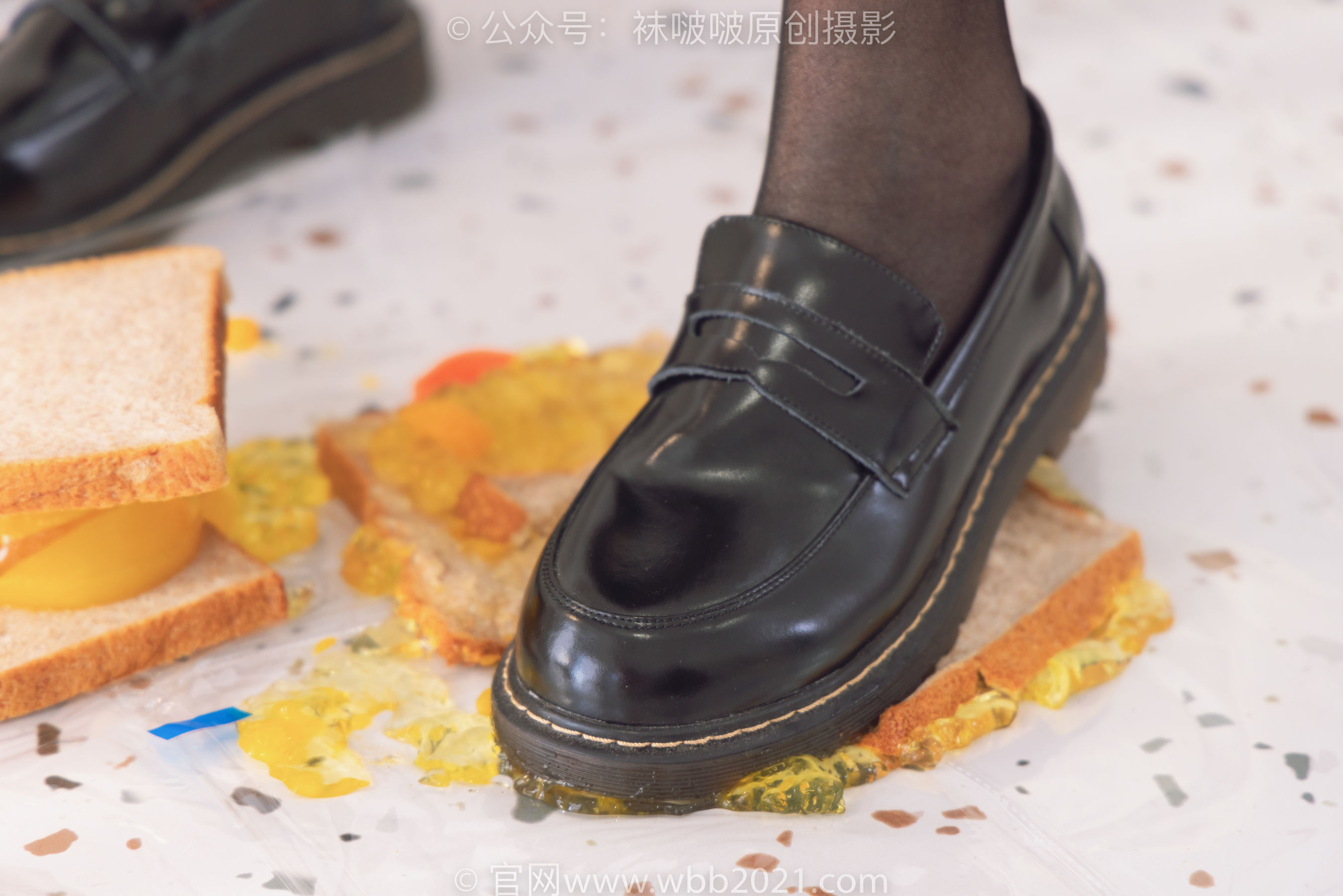 BoBoSocks袜啵啵 No.381 小甜豆 -皮鞋、黑丝大腿袜、裸足