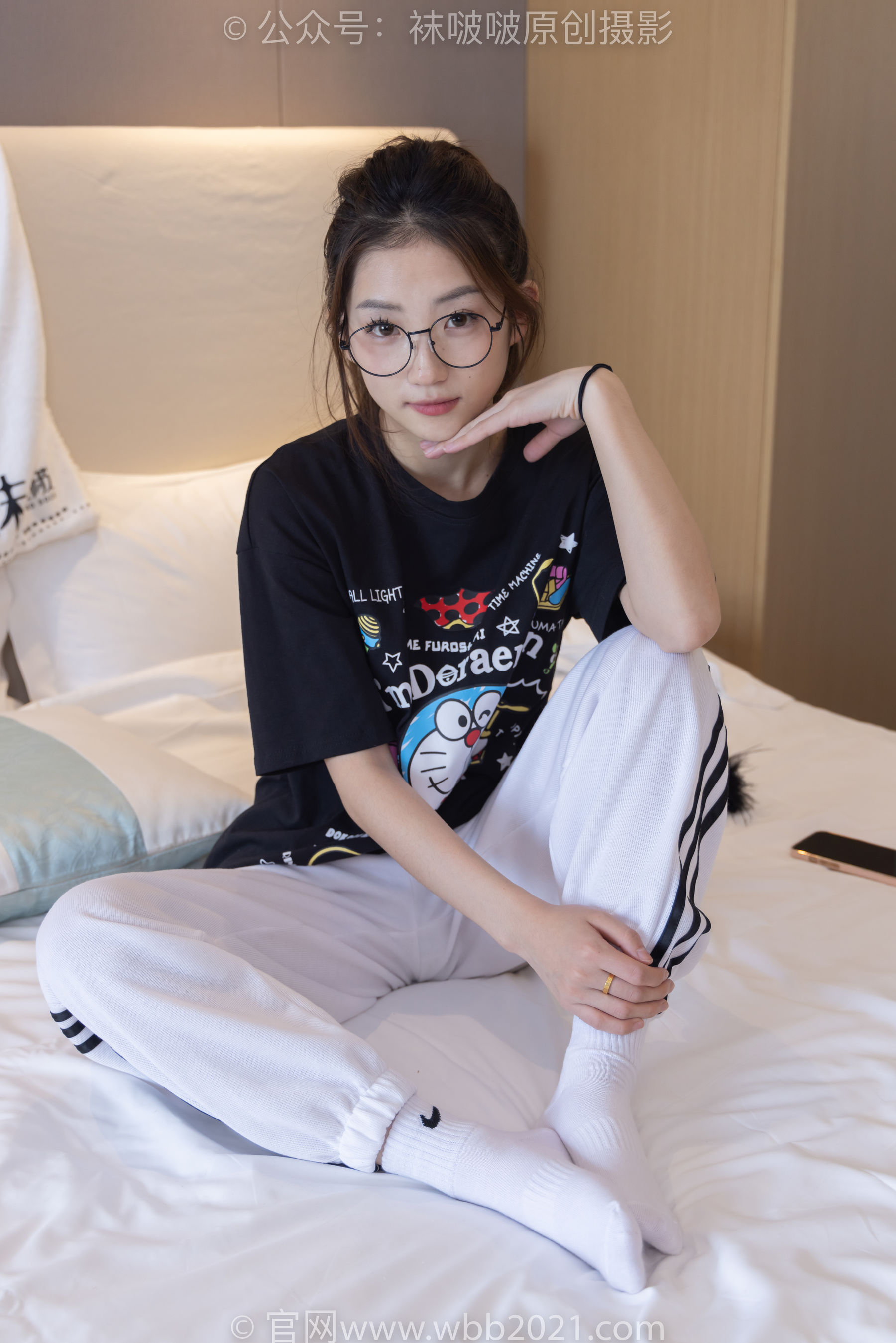BoBoSocks袜啵啵 No.382 小沫 -板鞋、白棉袜
