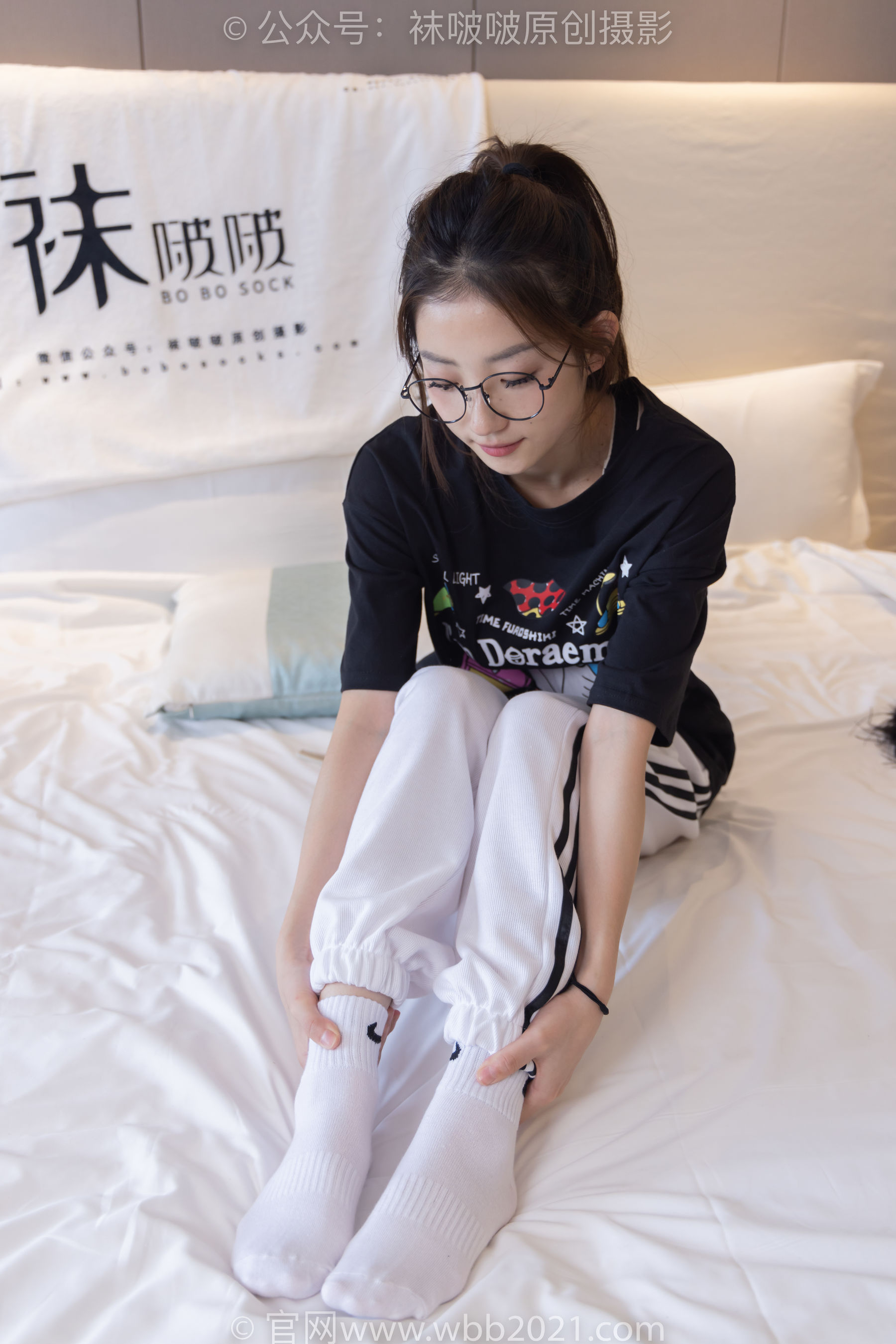 BoBoSocks袜啵啵 No.382 小沫 -板鞋、白棉袜