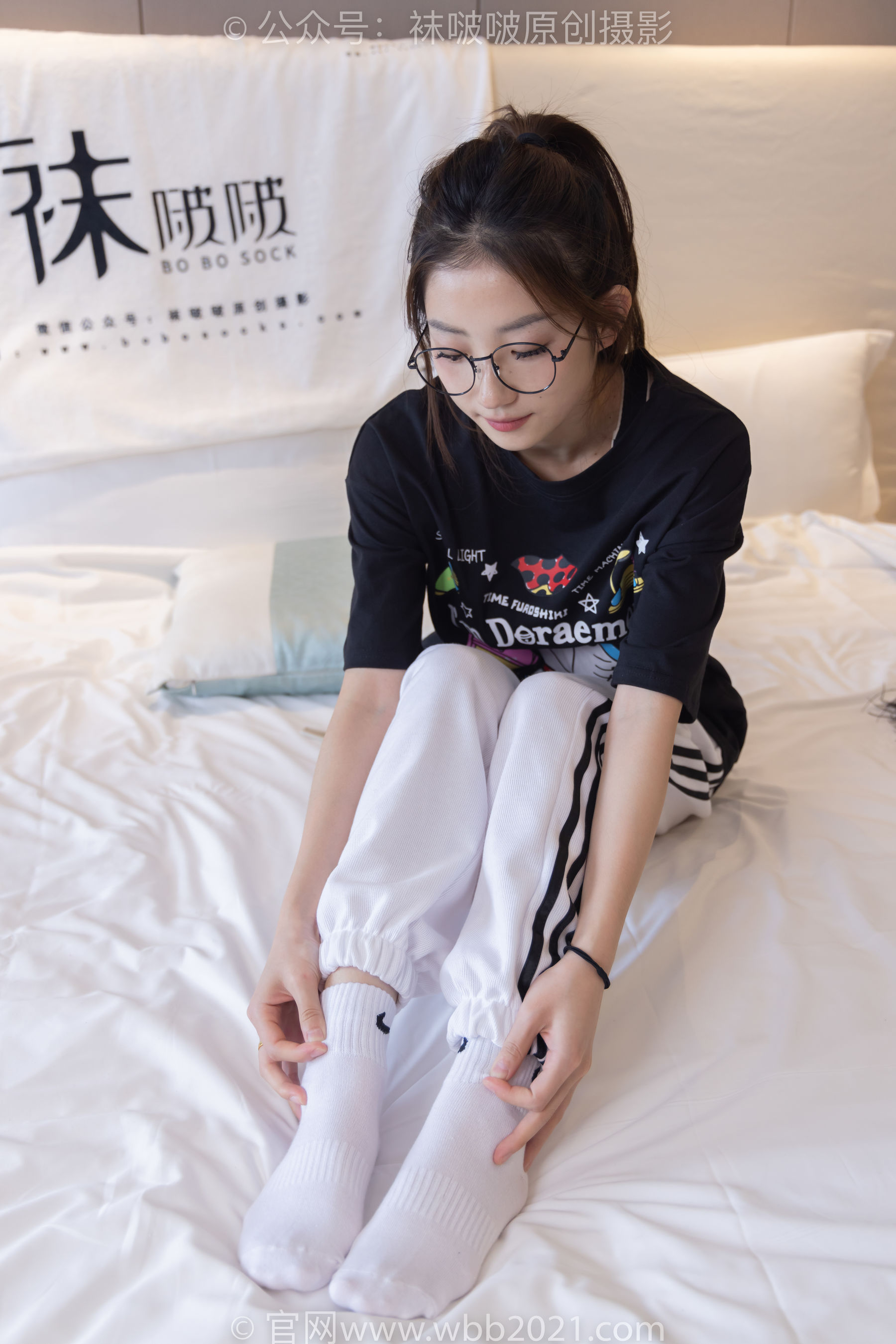 BoBoSocks袜啵啵 No.382 小沫 -板鞋、白棉袜