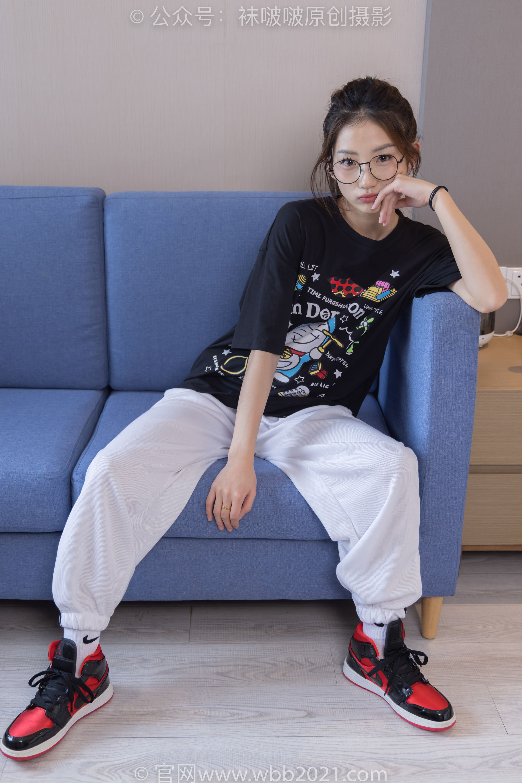 BoBoSocks袜啵啵 No.382 小沫 -板鞋、白棉袜