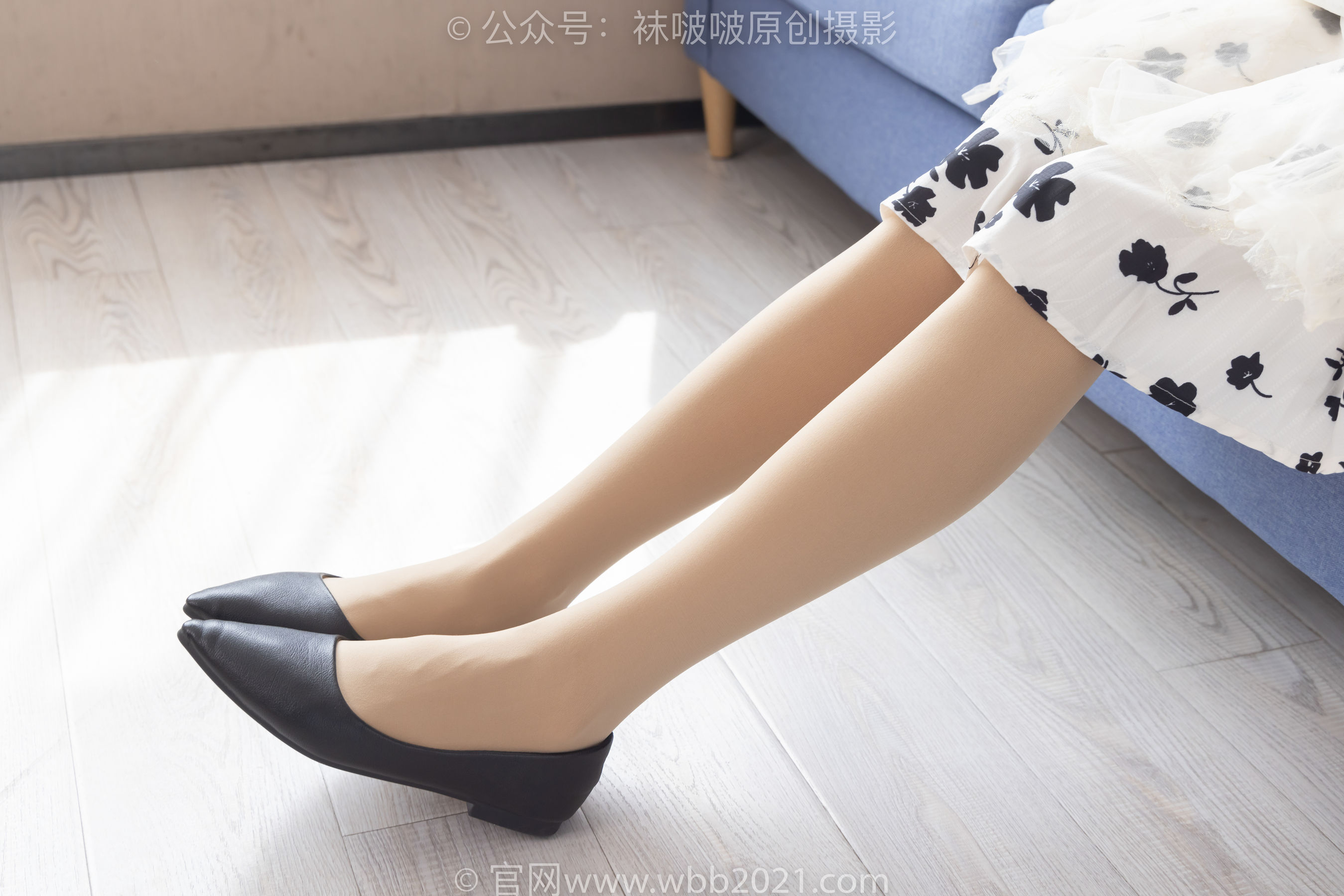 BoBoSocks袜啵啵 No.388 芝士 -两双平底鞋、厚肉丝、肉丝