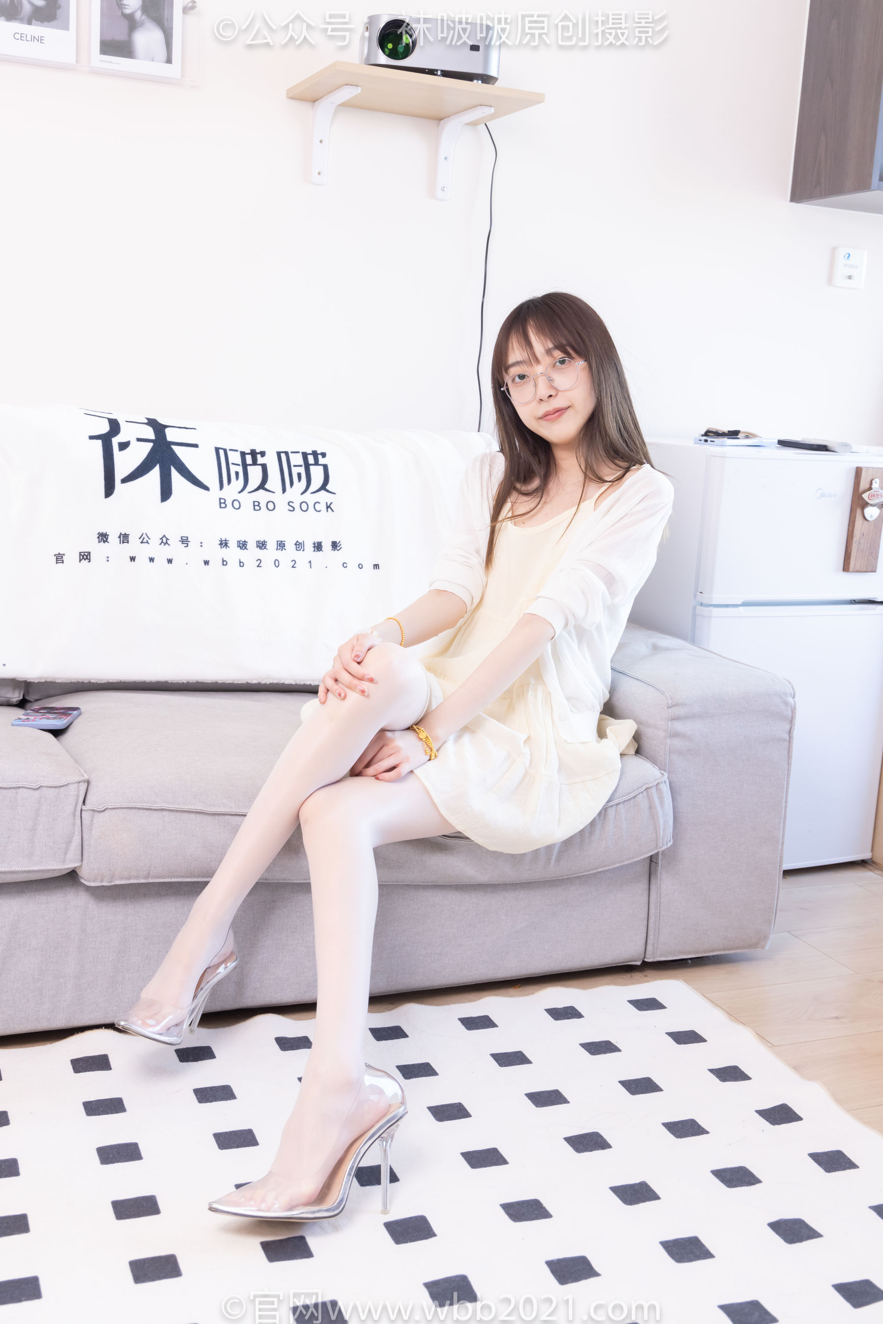 BoBoSocks袜啵啵 No.391 稚予 -两双高跟鞋、肉丝、油亮白丝、裸足