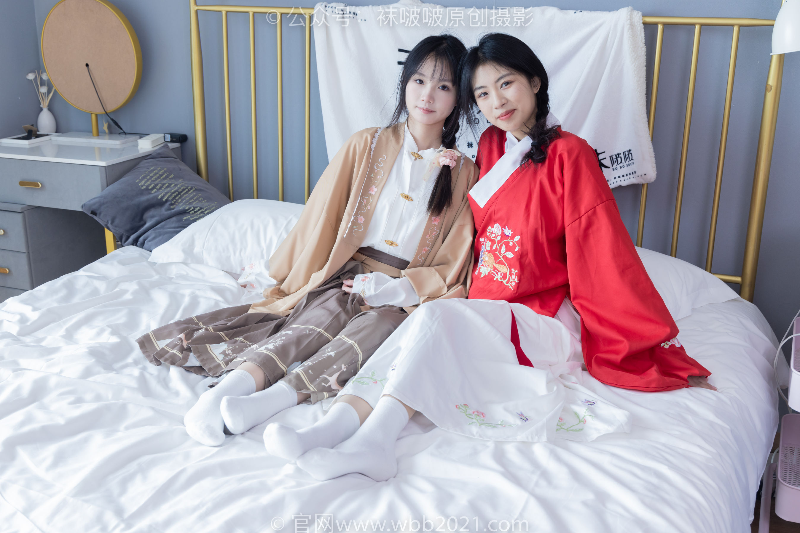 BoBoSocks袜啵啵 No.400 奶油&甜甜圈 -两双高跟鞋、白棉袜、肉丝