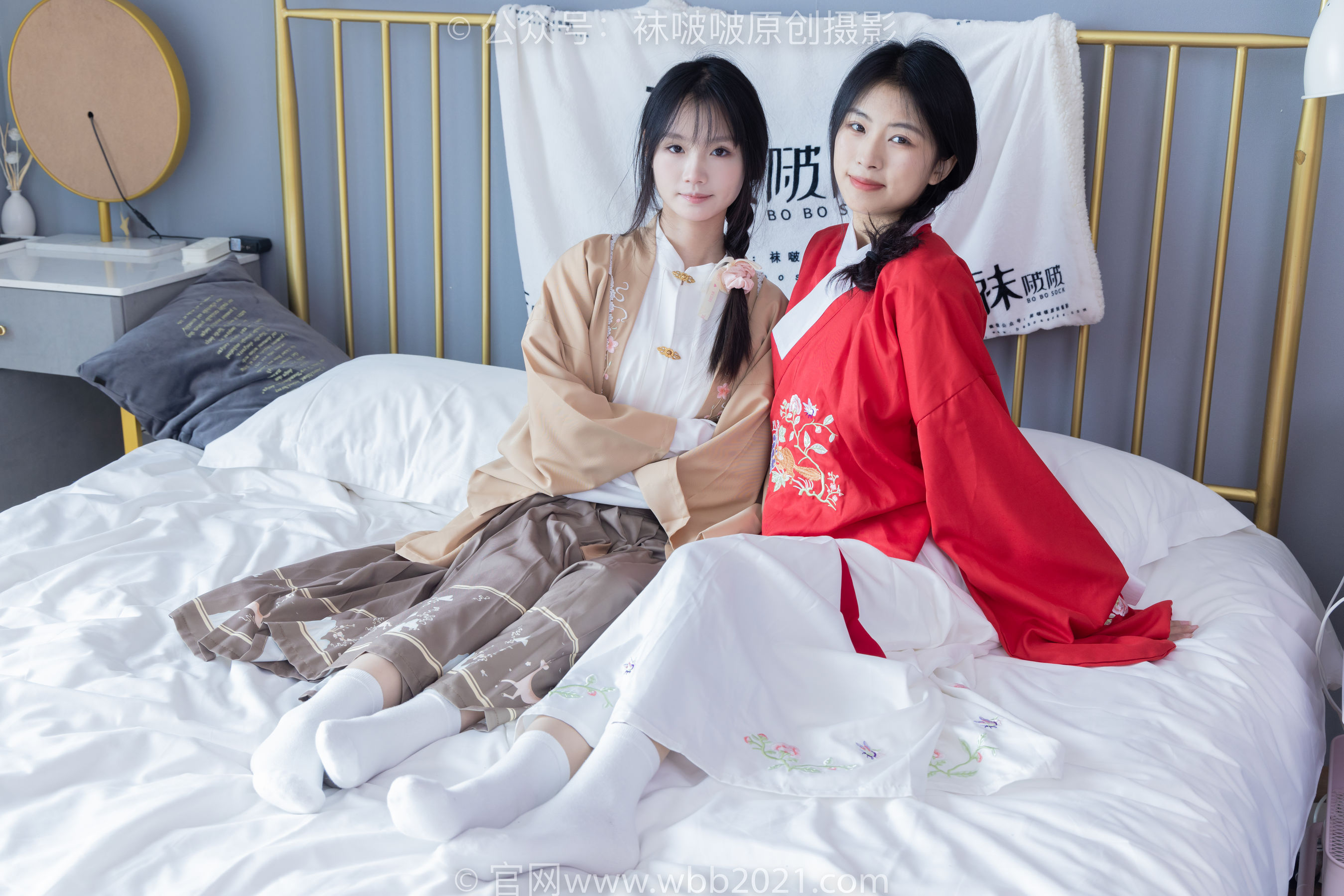 BoBoSocks袜啵啵 No.400 奶油&甜甜圈 -两双高跟鞋、白棉袜、肉丝