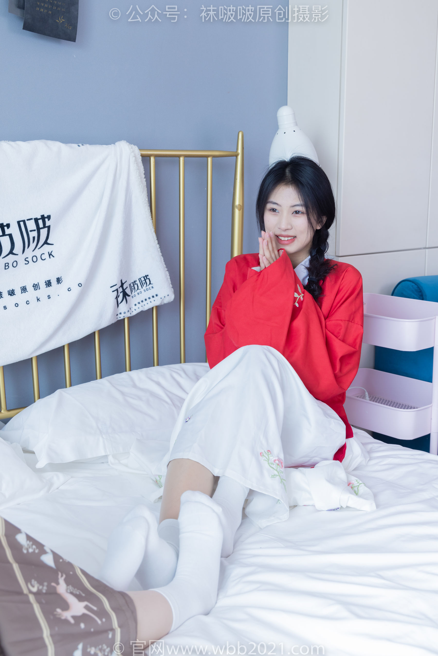 BoBoSocks袜啵啵 No.400 奶油&甜甜圈 -两双高跟鞋、白棉袜、肉丝