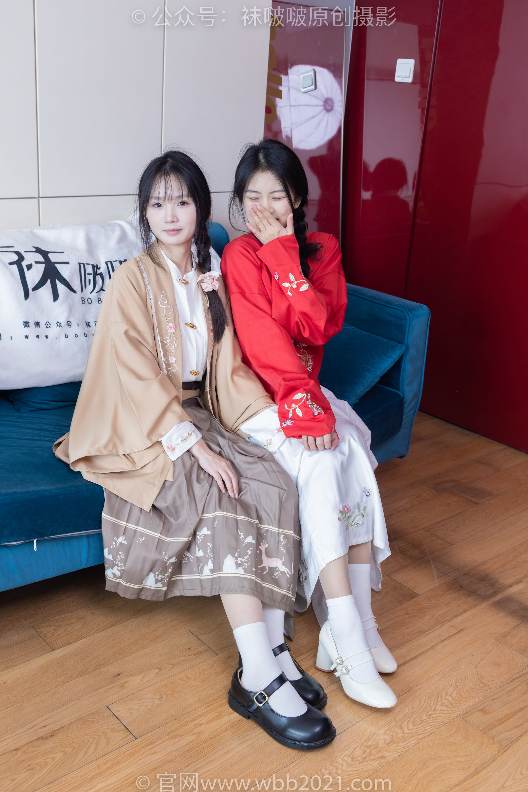 BoBoSocks袜啵啵 No.400 奶油&甜甜圈 -两双高跟鞋、白棉袜、肉丝