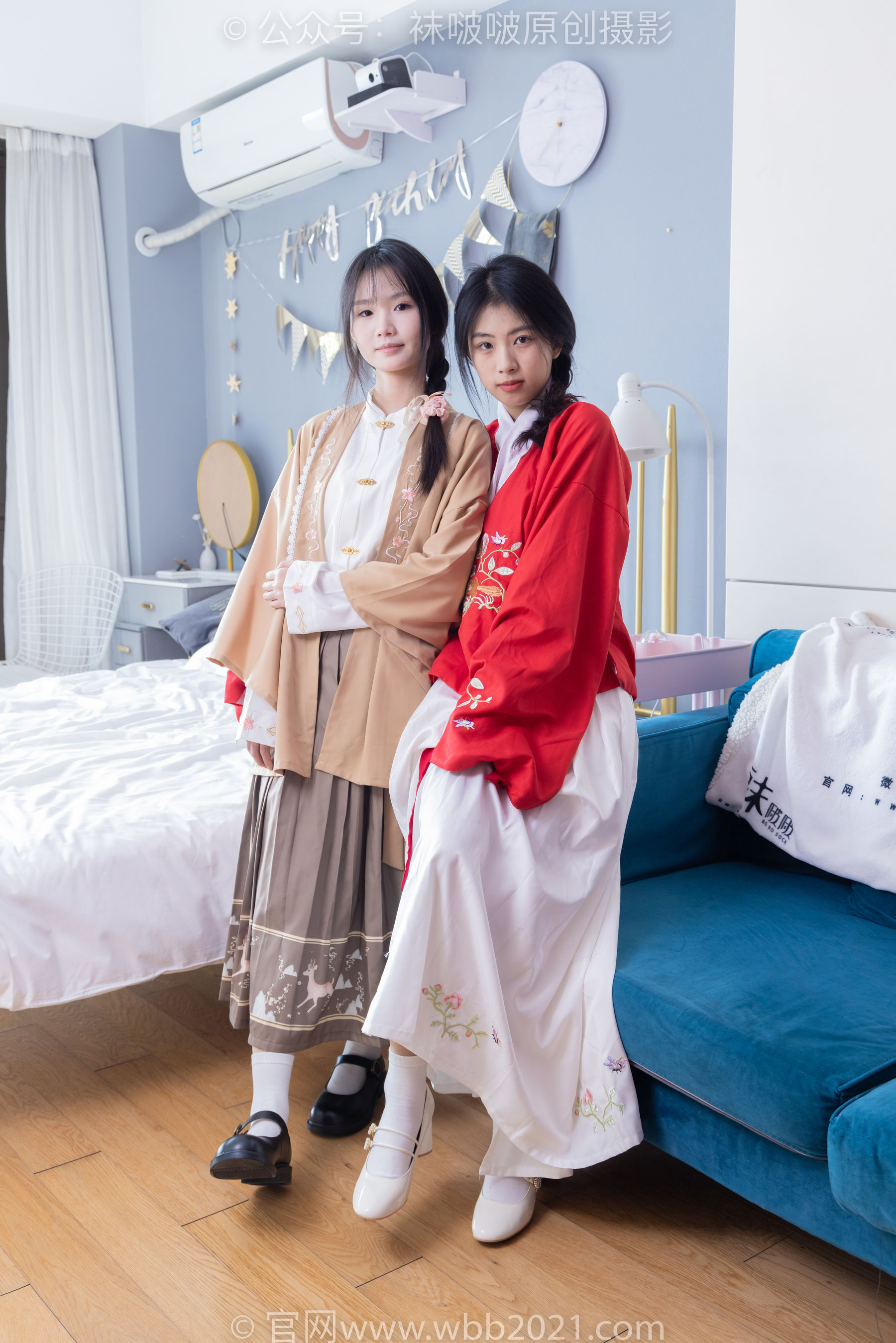 BoBoSocks袜啵啵 No.400 奶油&甜甜圈 -两双高跟鞋、白棉袜、肉丝