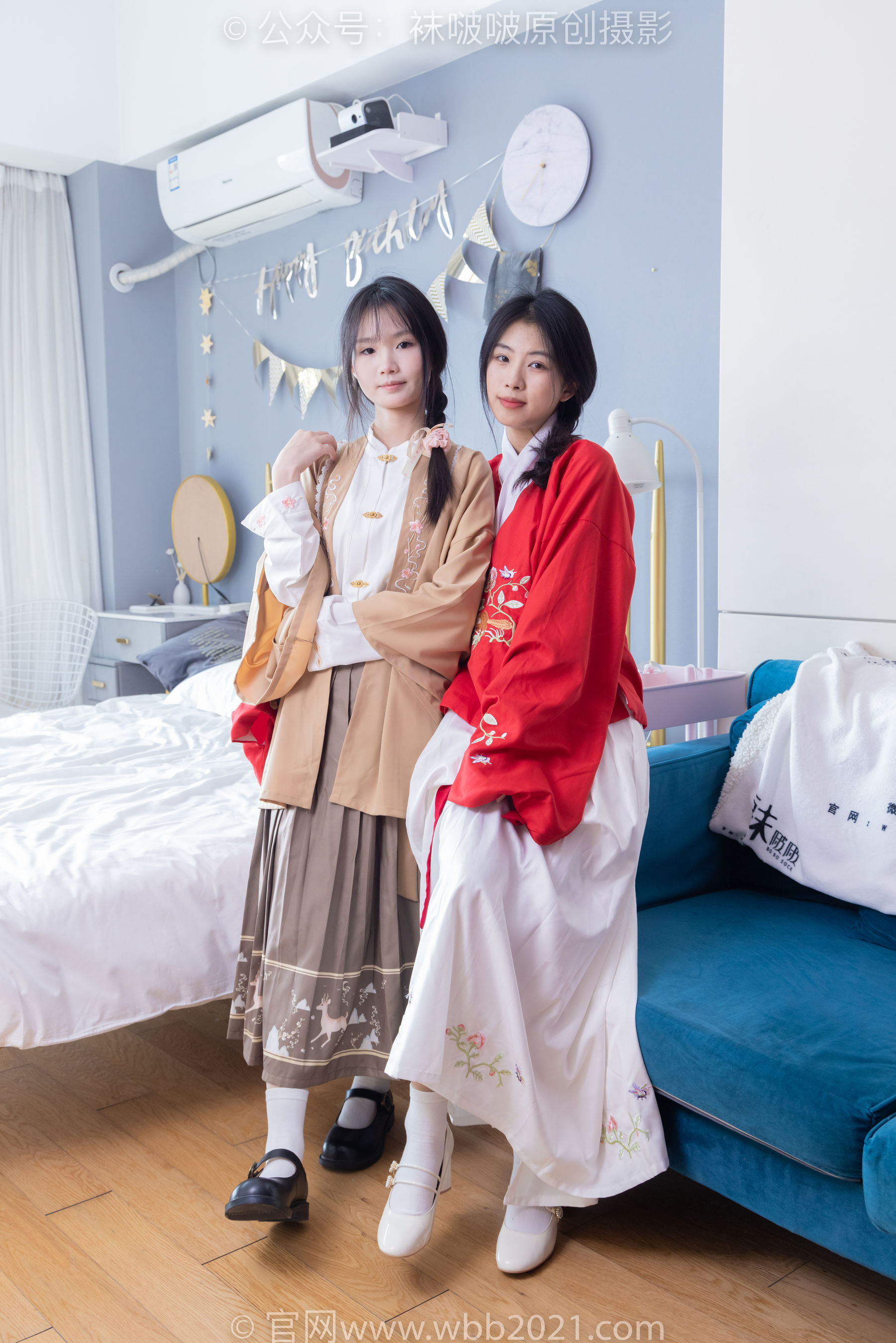 BoBoSocks袜啵啵 No.400 奶油&甜甜圈 -两双高跟鞋、白棉袜、肉丝
